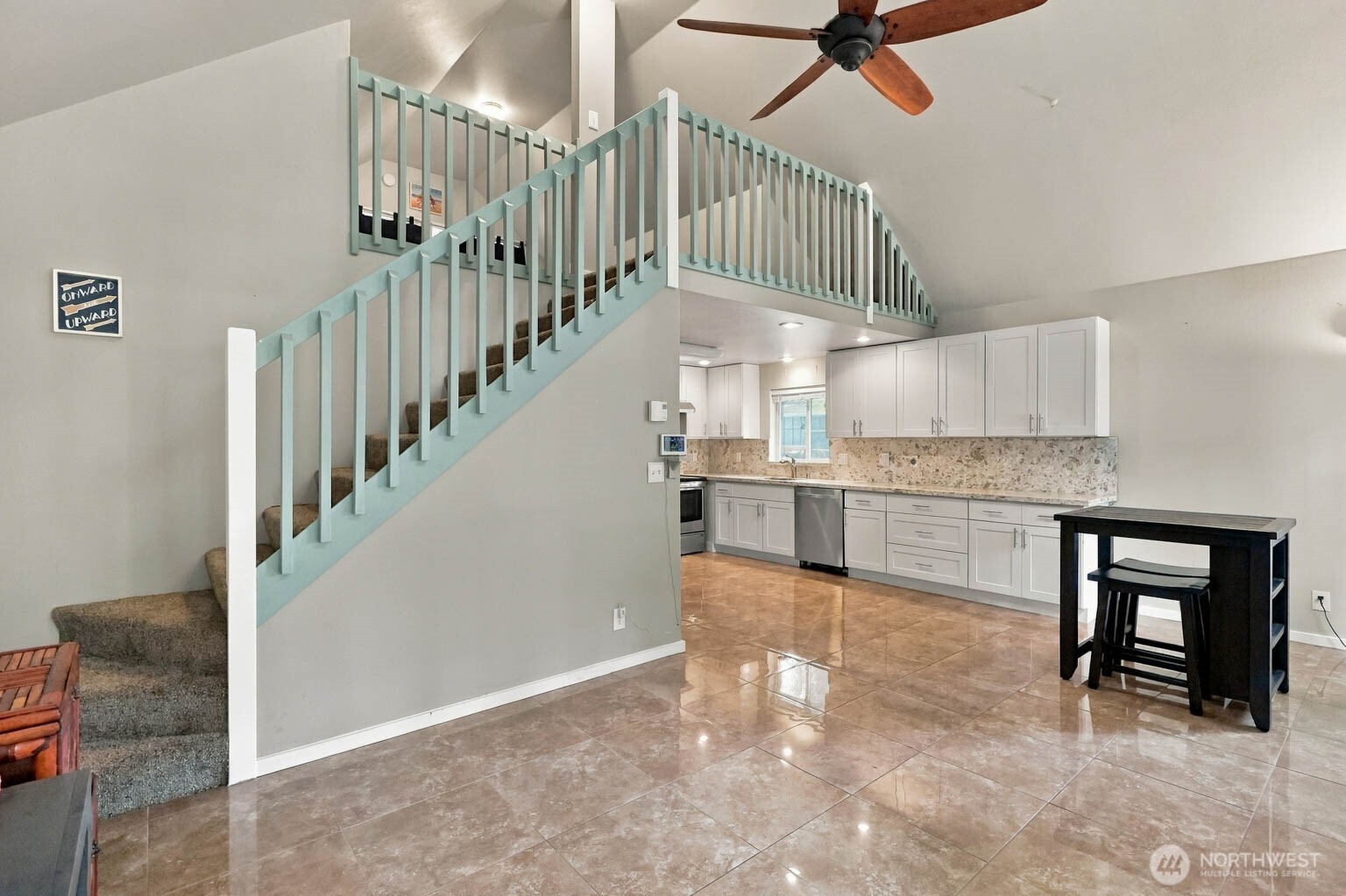 250 N Lakeview