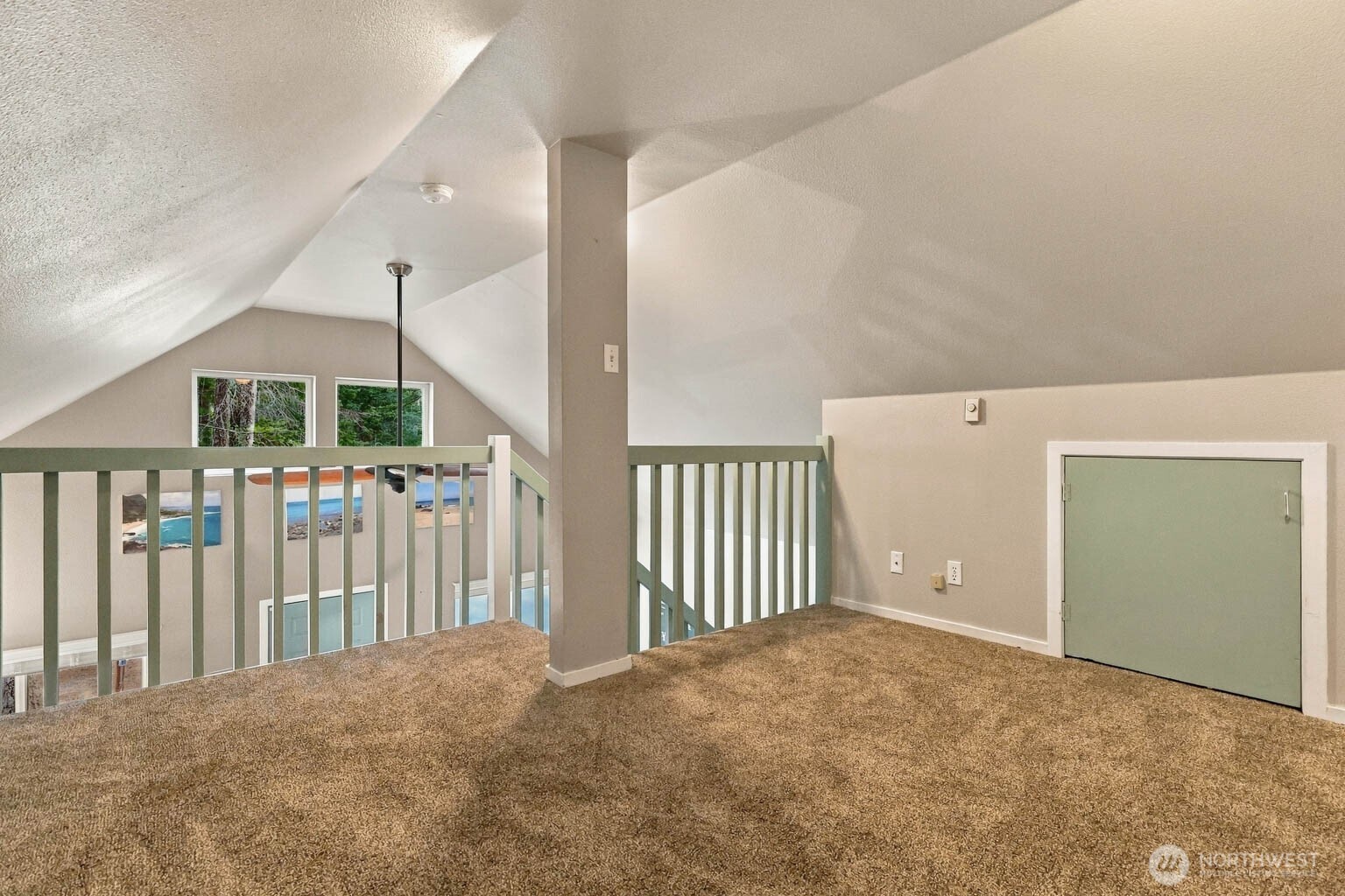250 N Lakeview