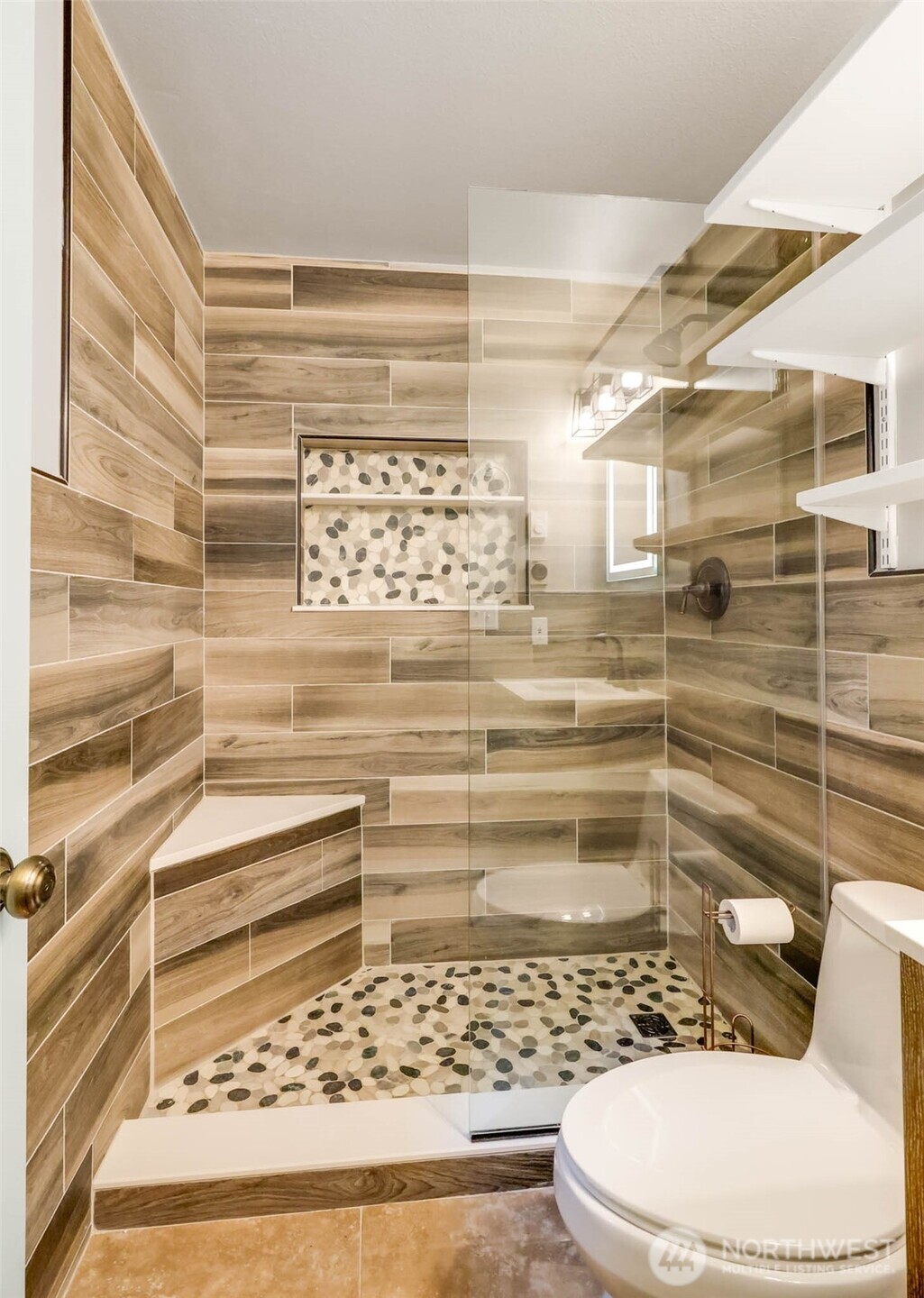 250 N Lakeview