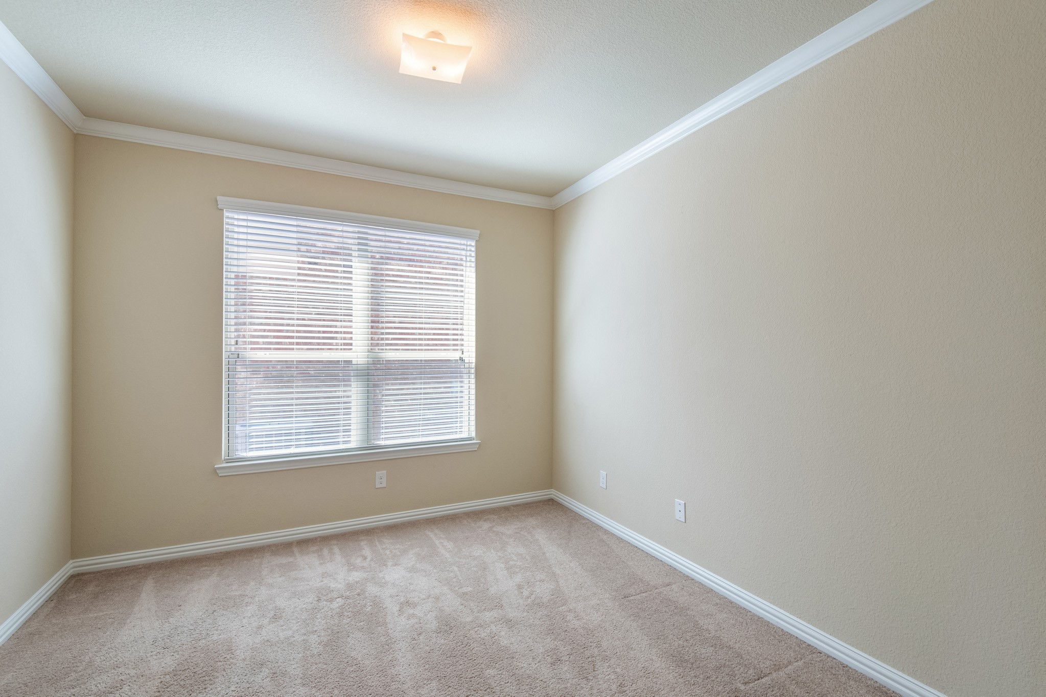 1708 Woodlawn Trail