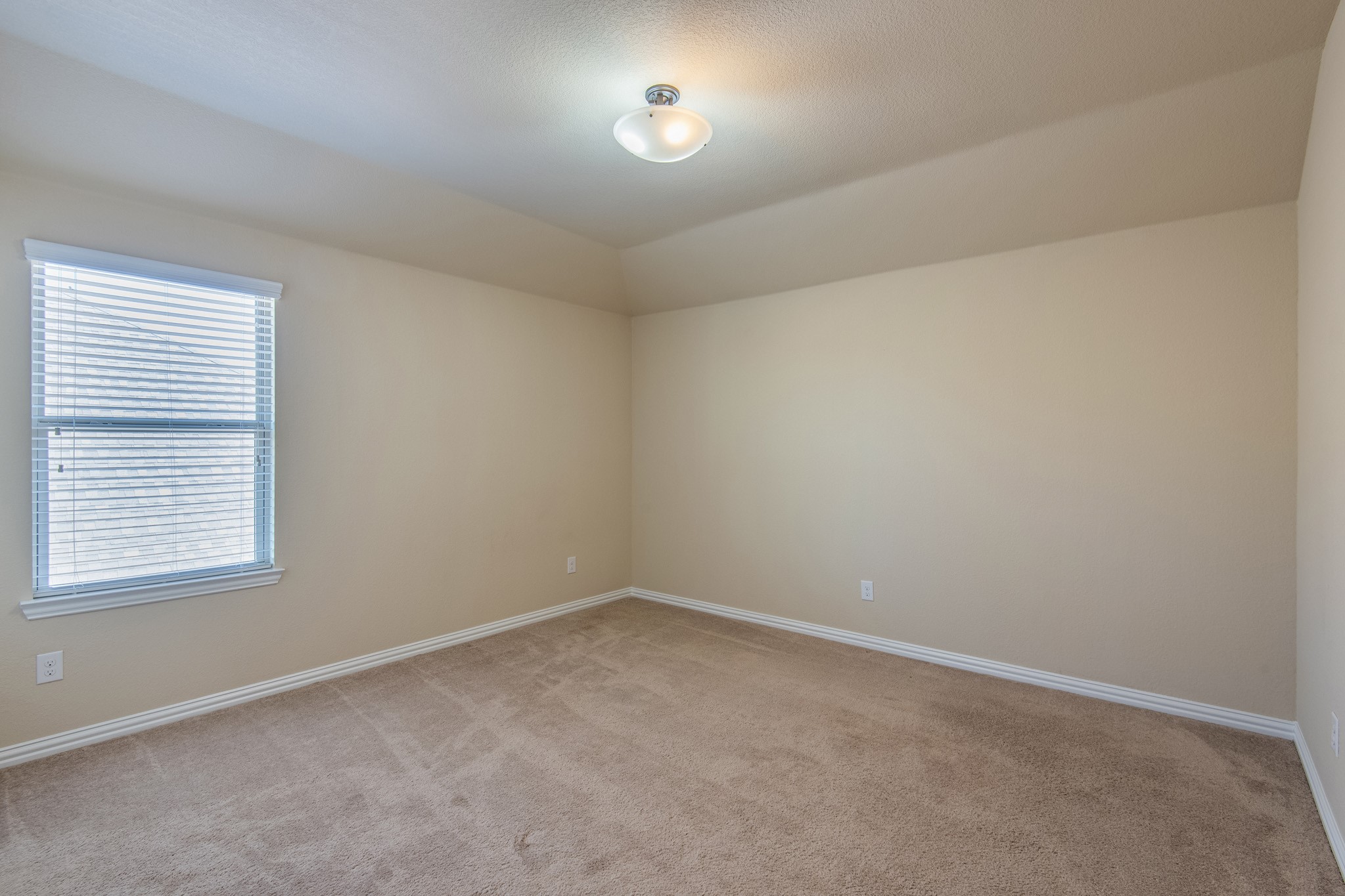 1708 Woodlawn Trail