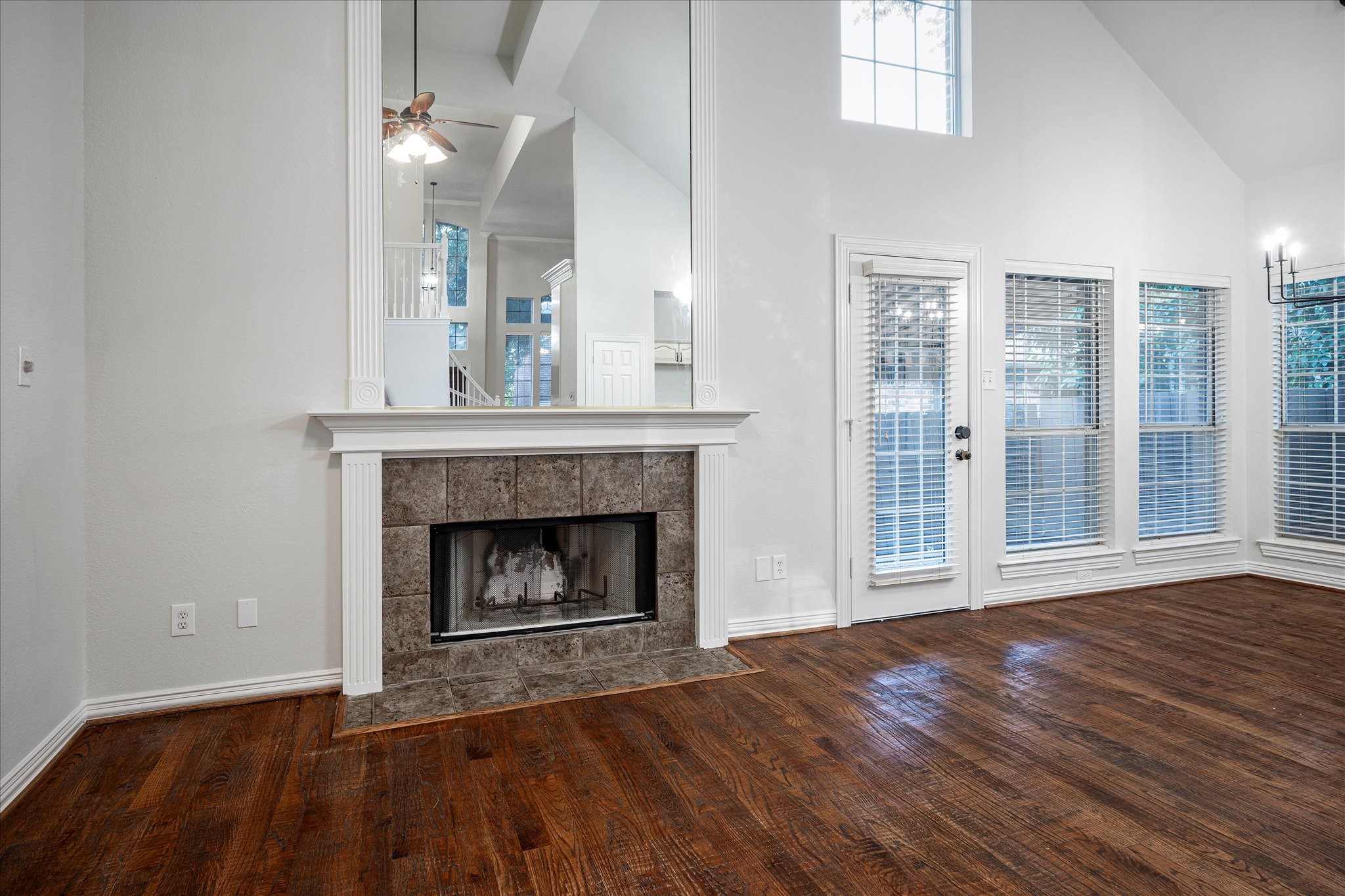 1214 Saint Regis Drive