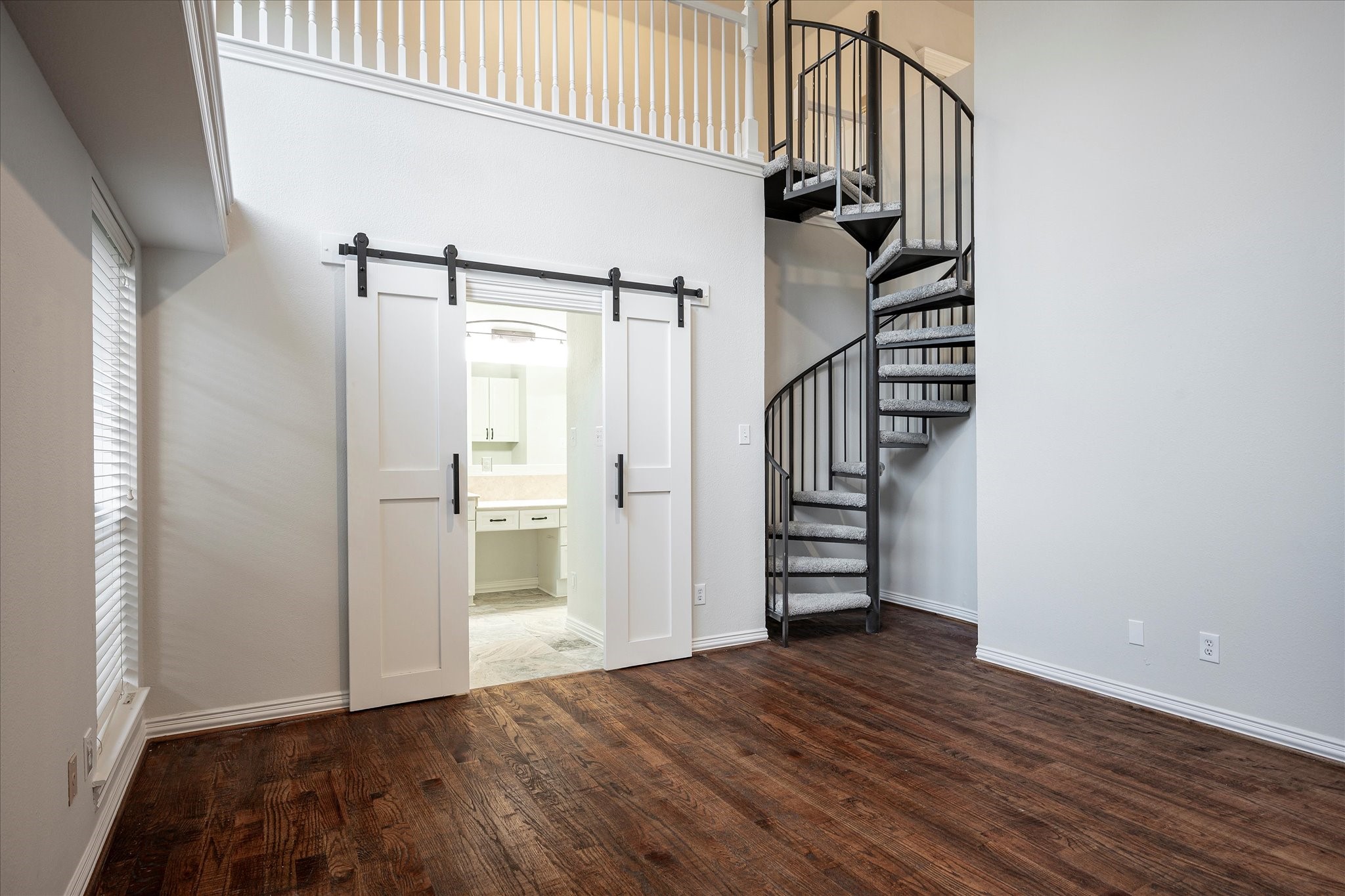 1214 Saint Regis Drive