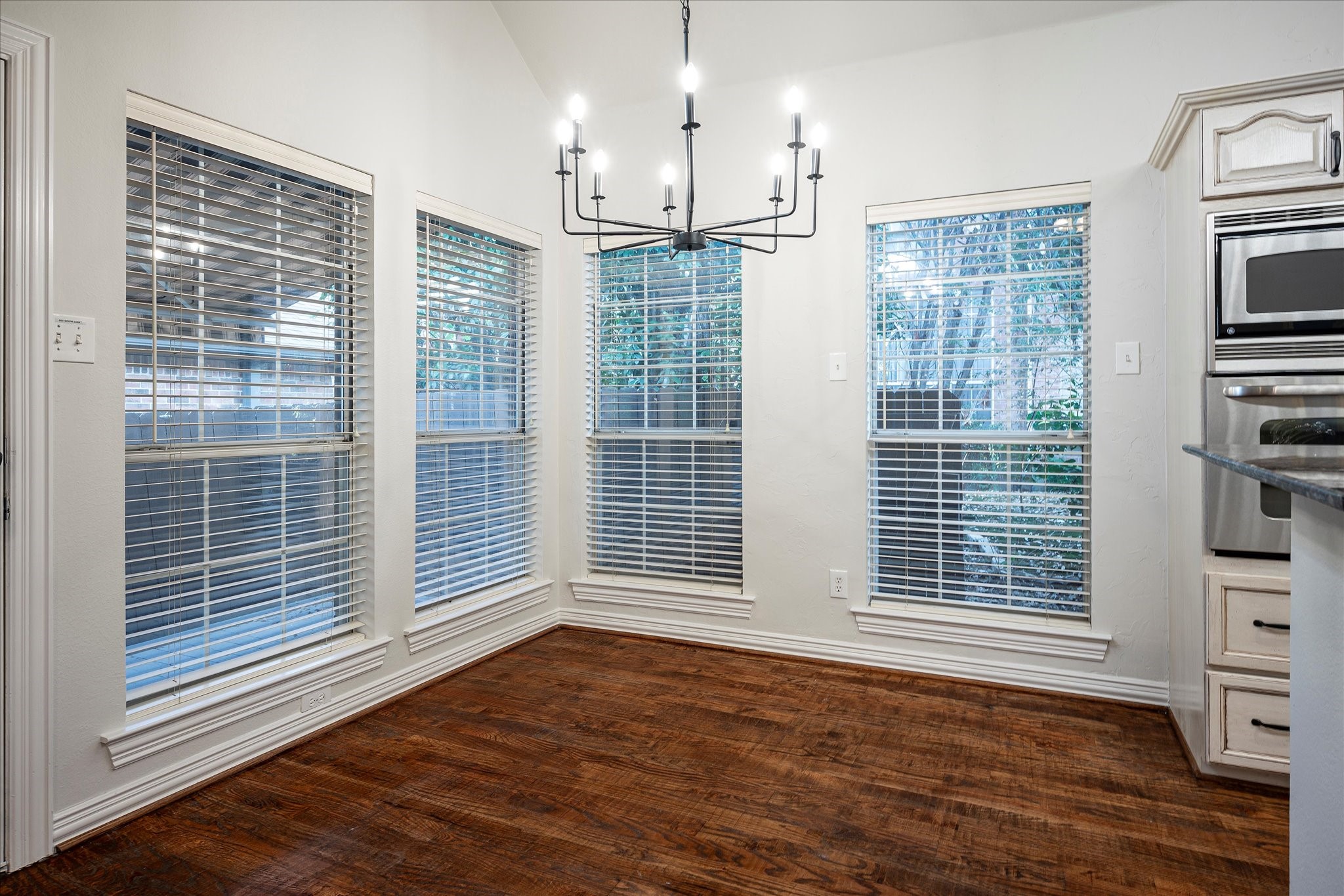 1214 Saint Regis Drive