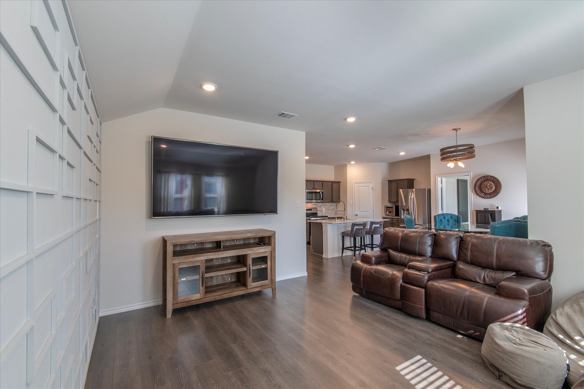 916 Glover Drive