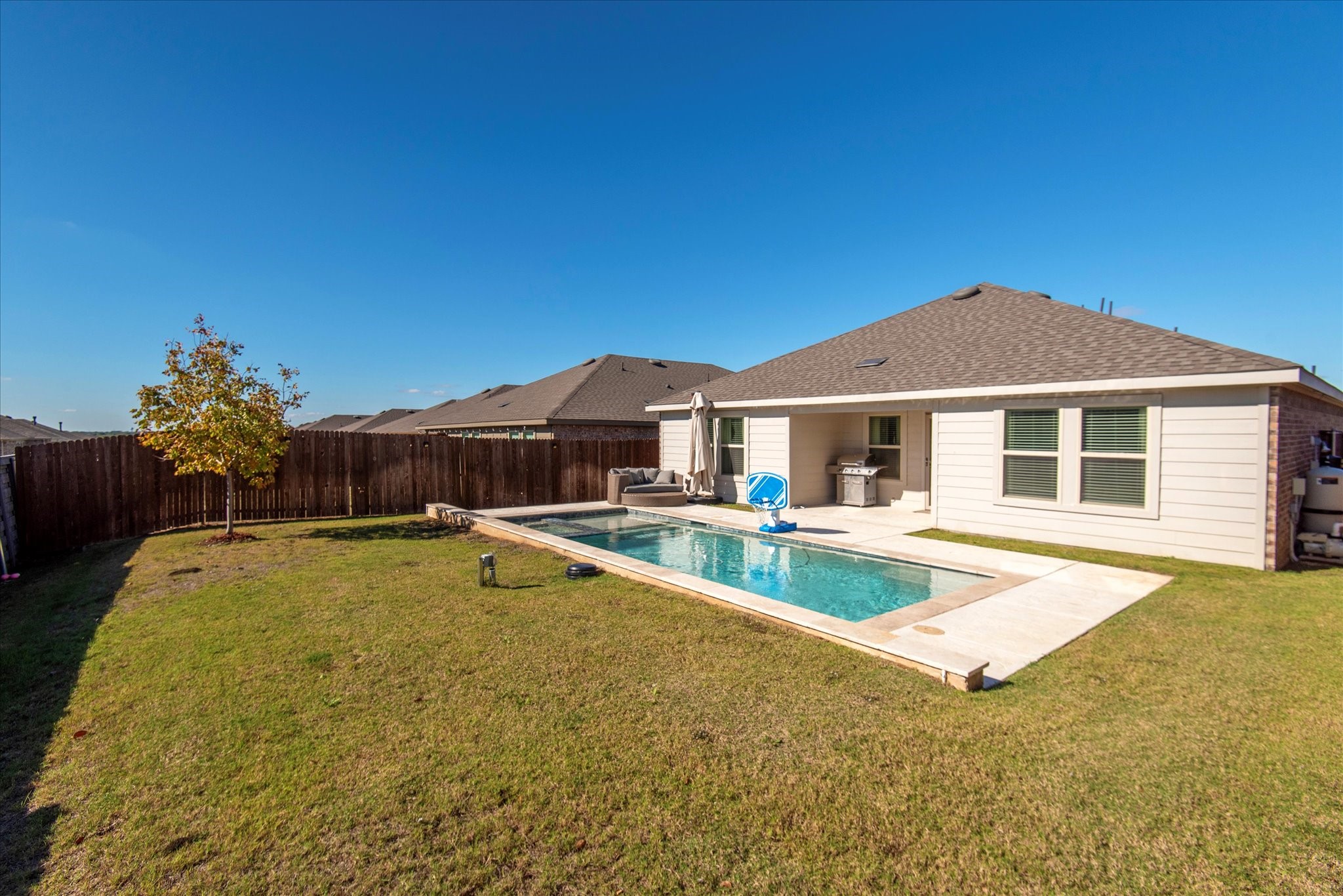 916 Glover Drive