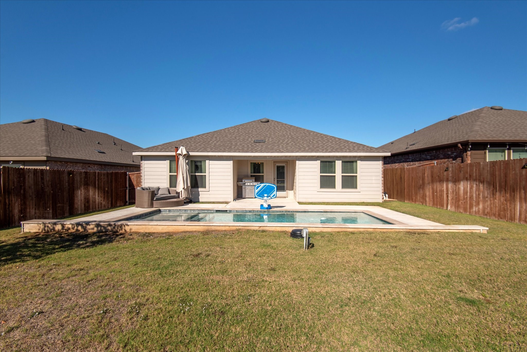 916 Glover Drive
