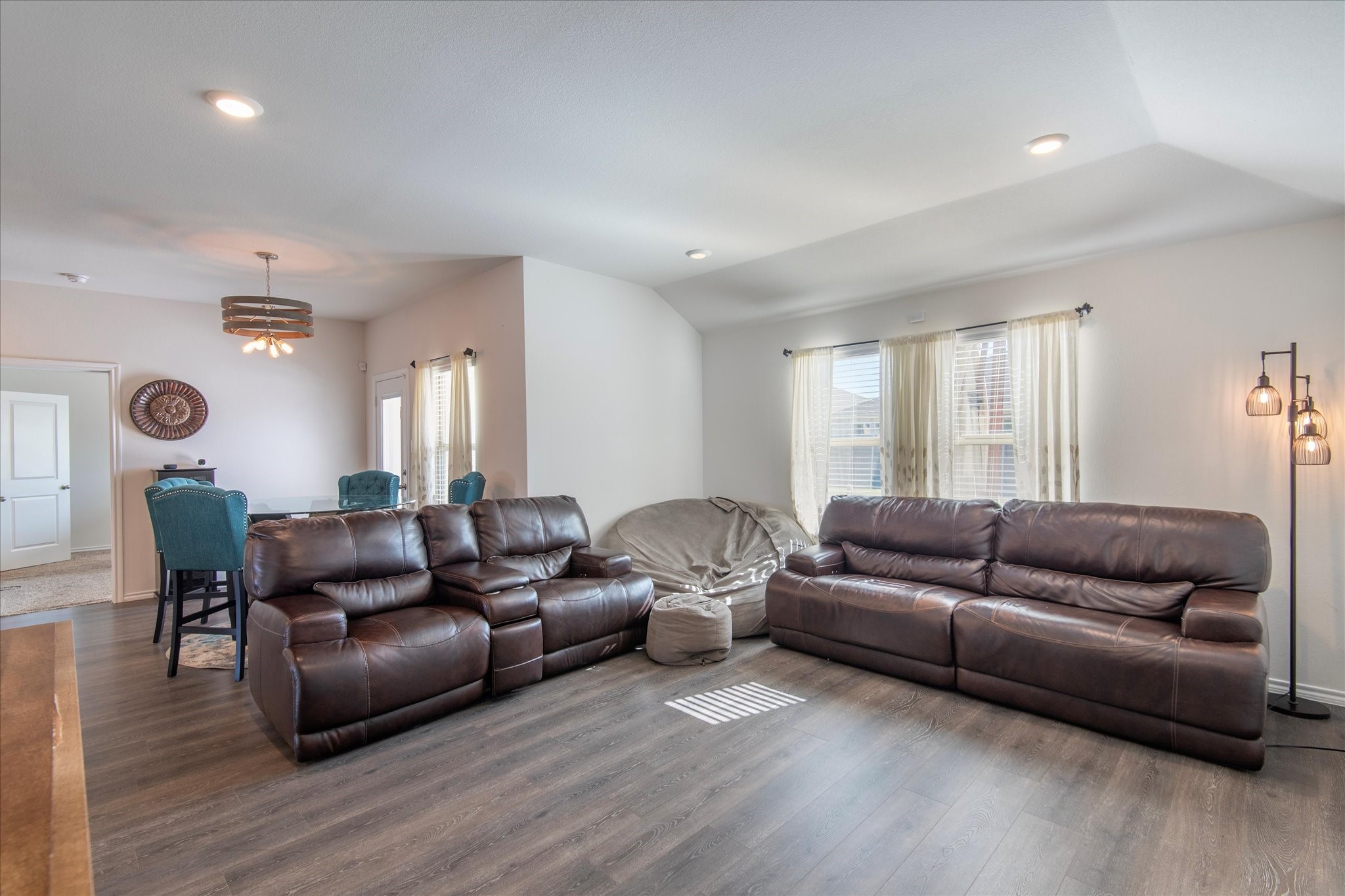 916 Glover Drive