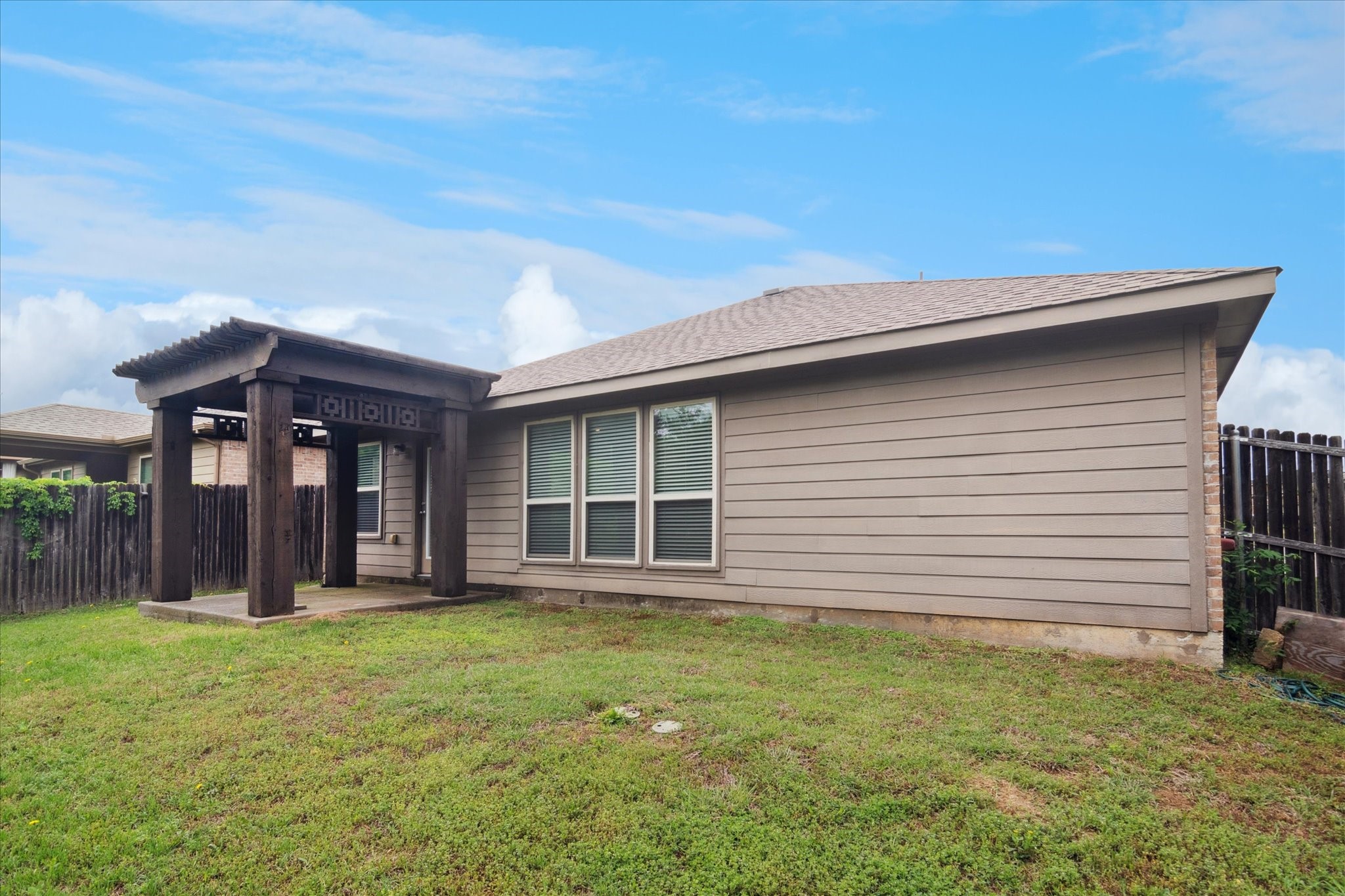 1716 Black Willow Trail