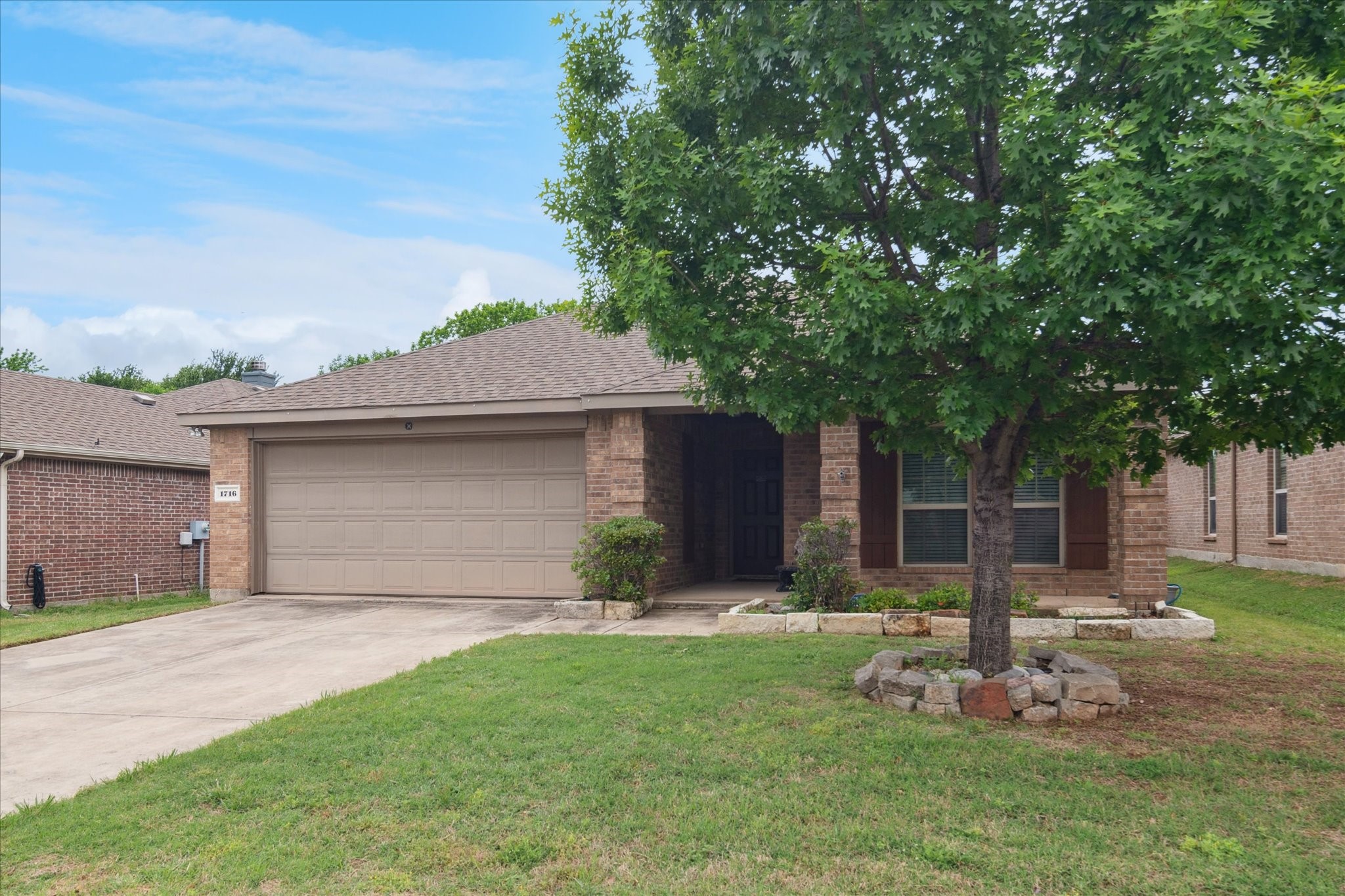 1716 Black Willow Trail