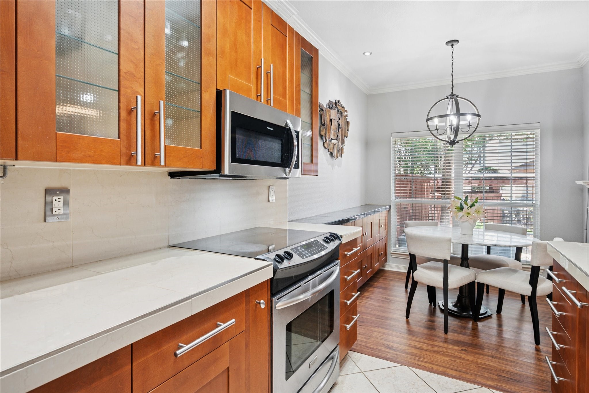 2429 Southcourt Circle