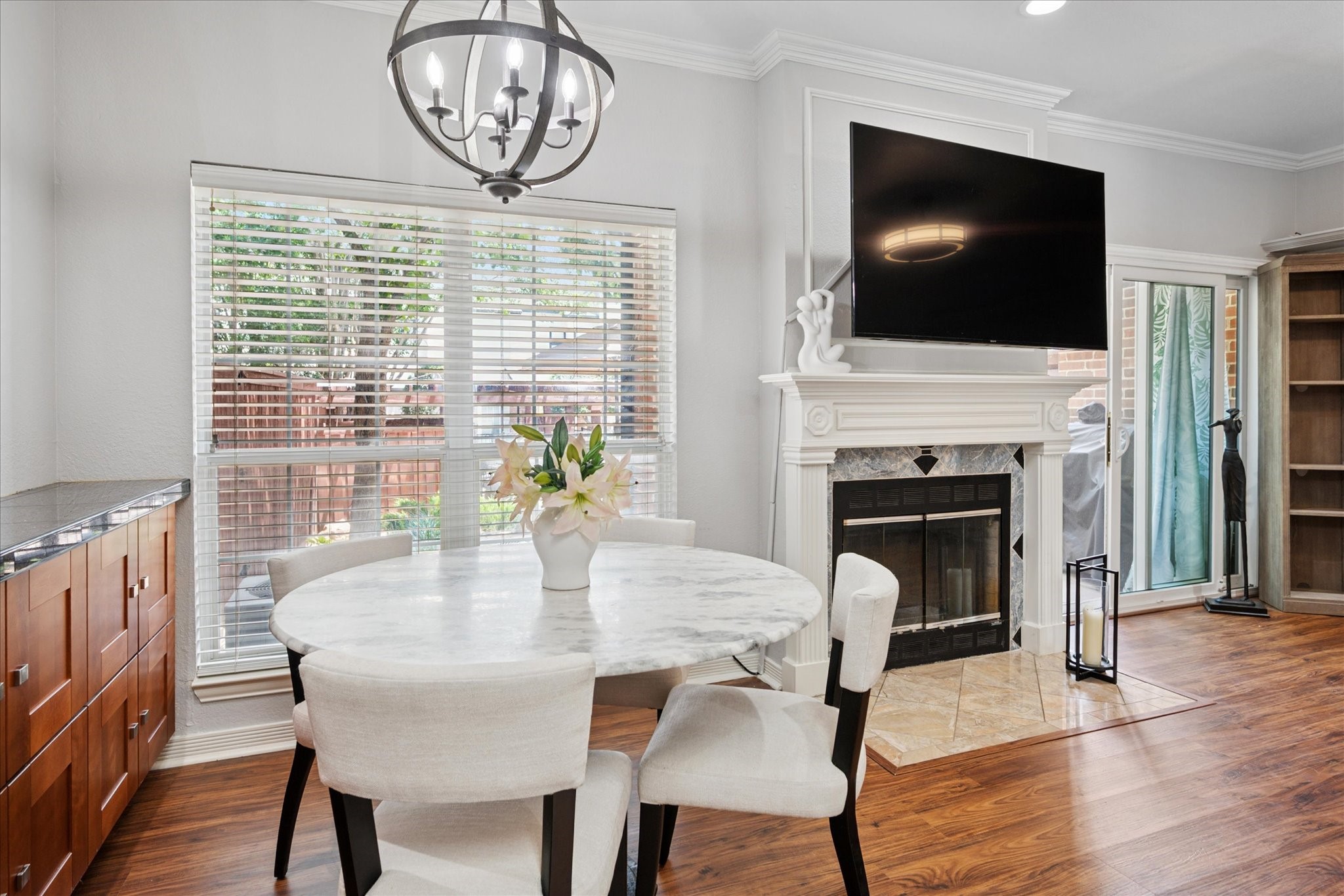 2429 Southcourt Circle