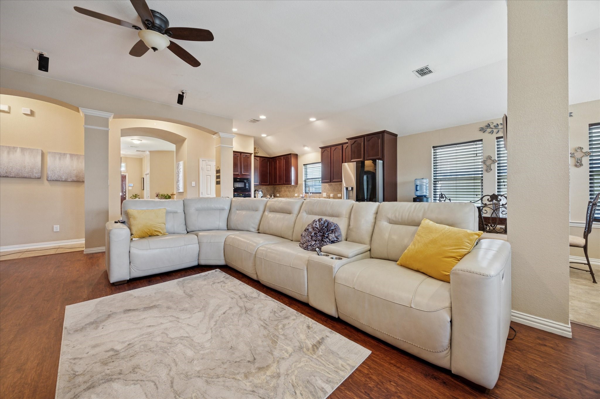 512 Turnstone Drive