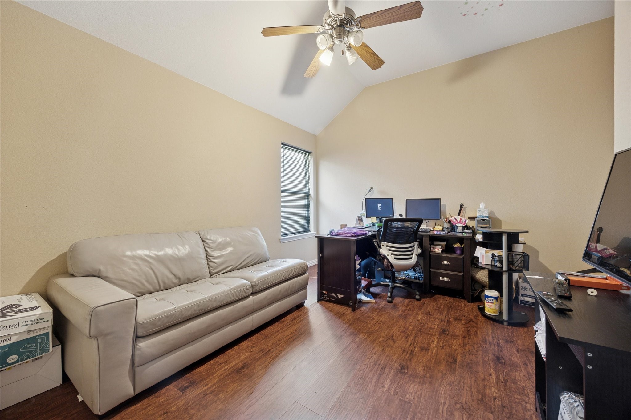 512 Turnstone Drive
