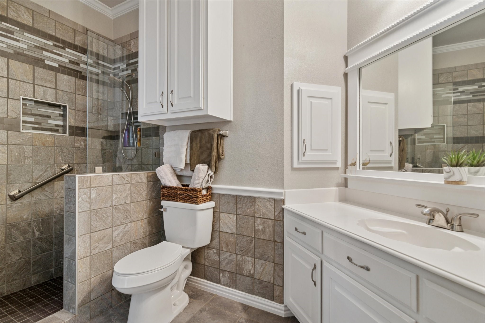 4843 Golfside Drive