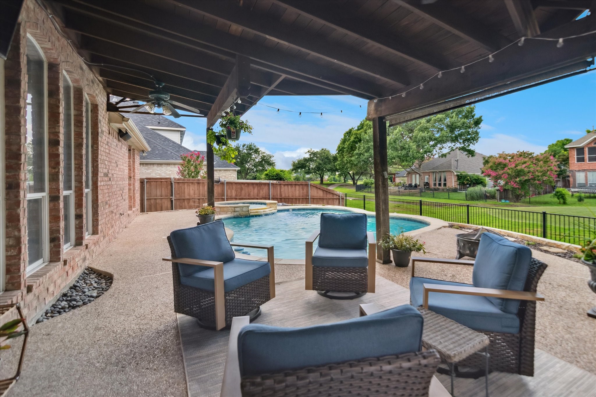 4843 Golfside Drive