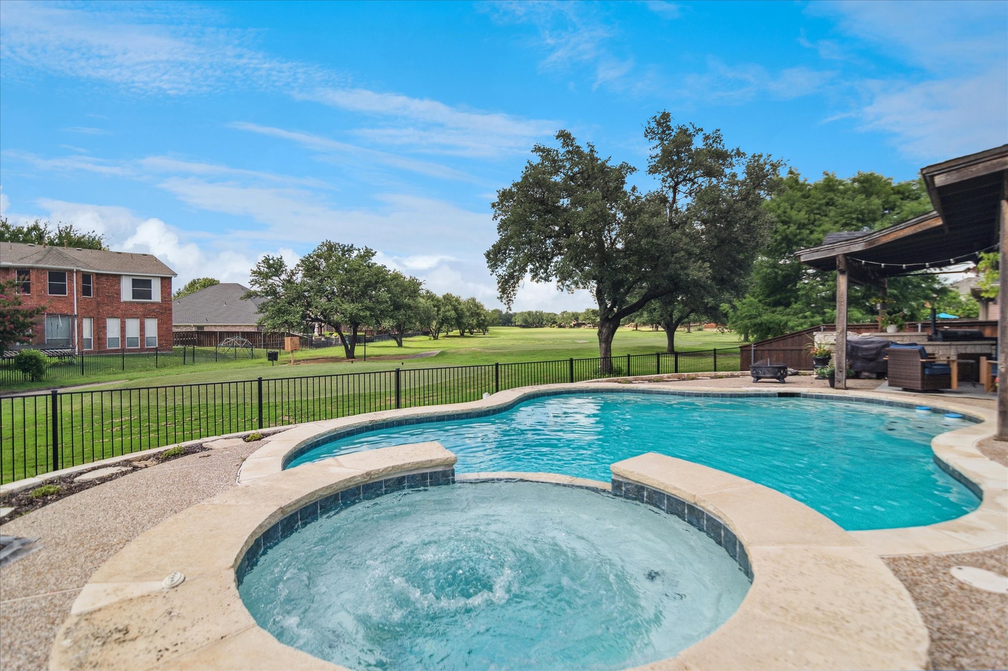 4843 Golfside Drive