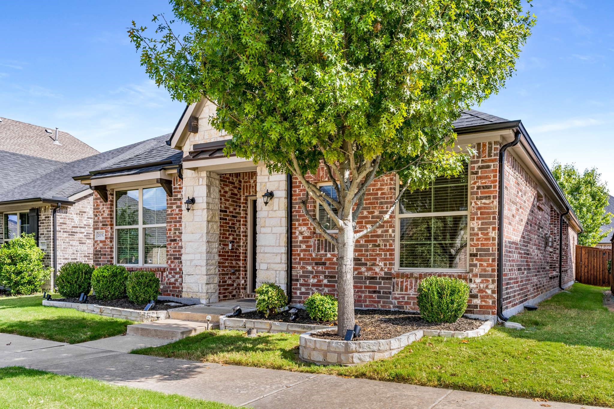 2037 Barx Drive
