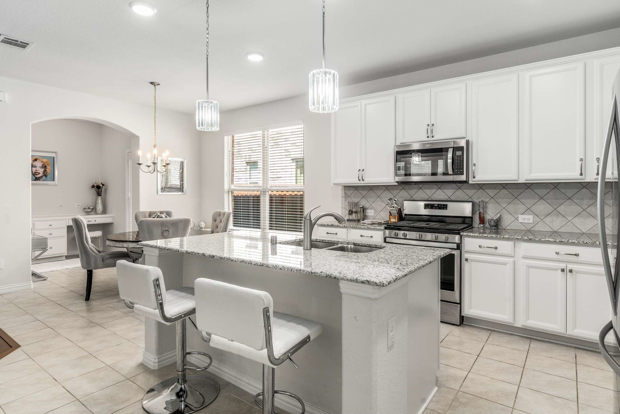 2037 Barx Drive