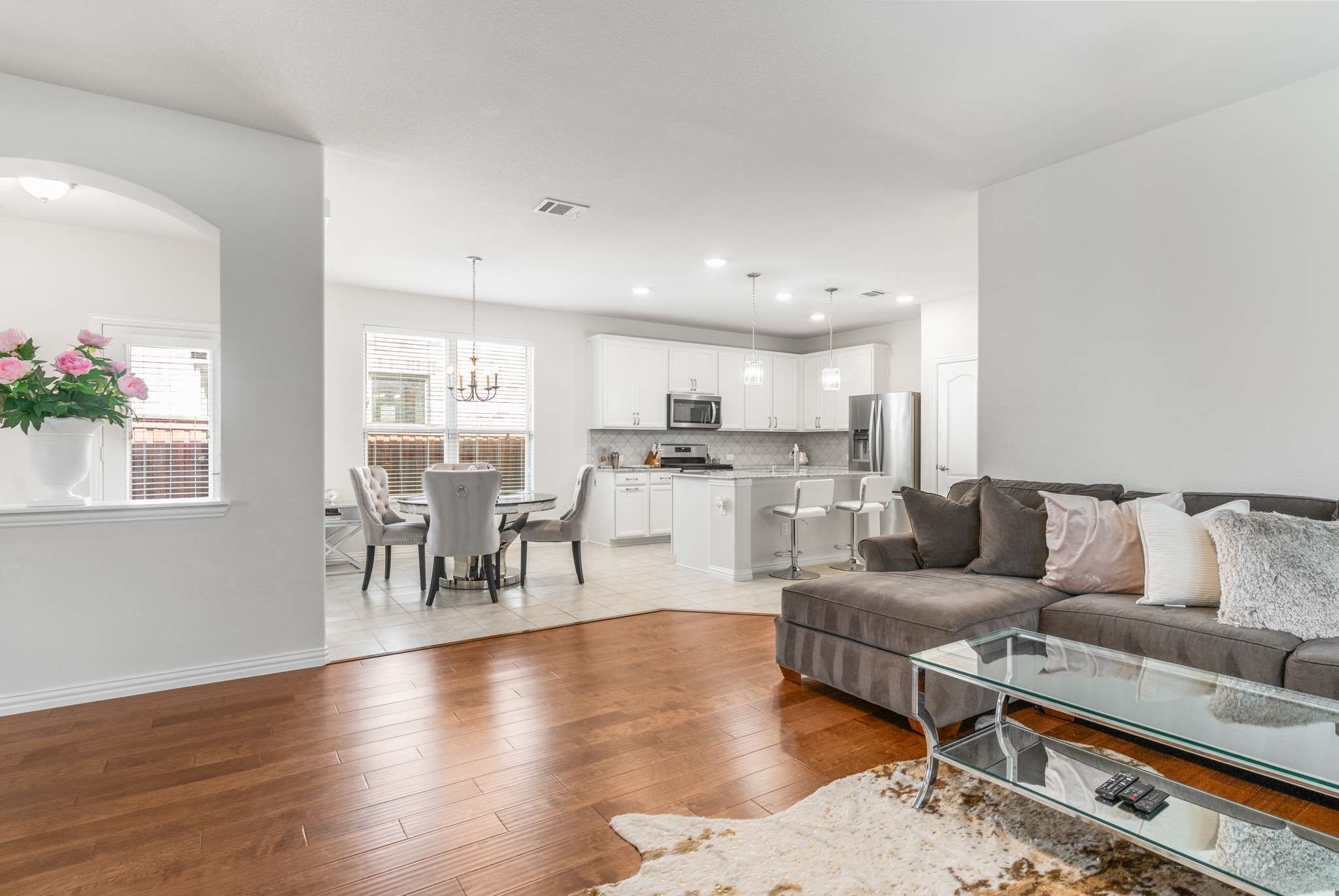 2037 Barx Drive