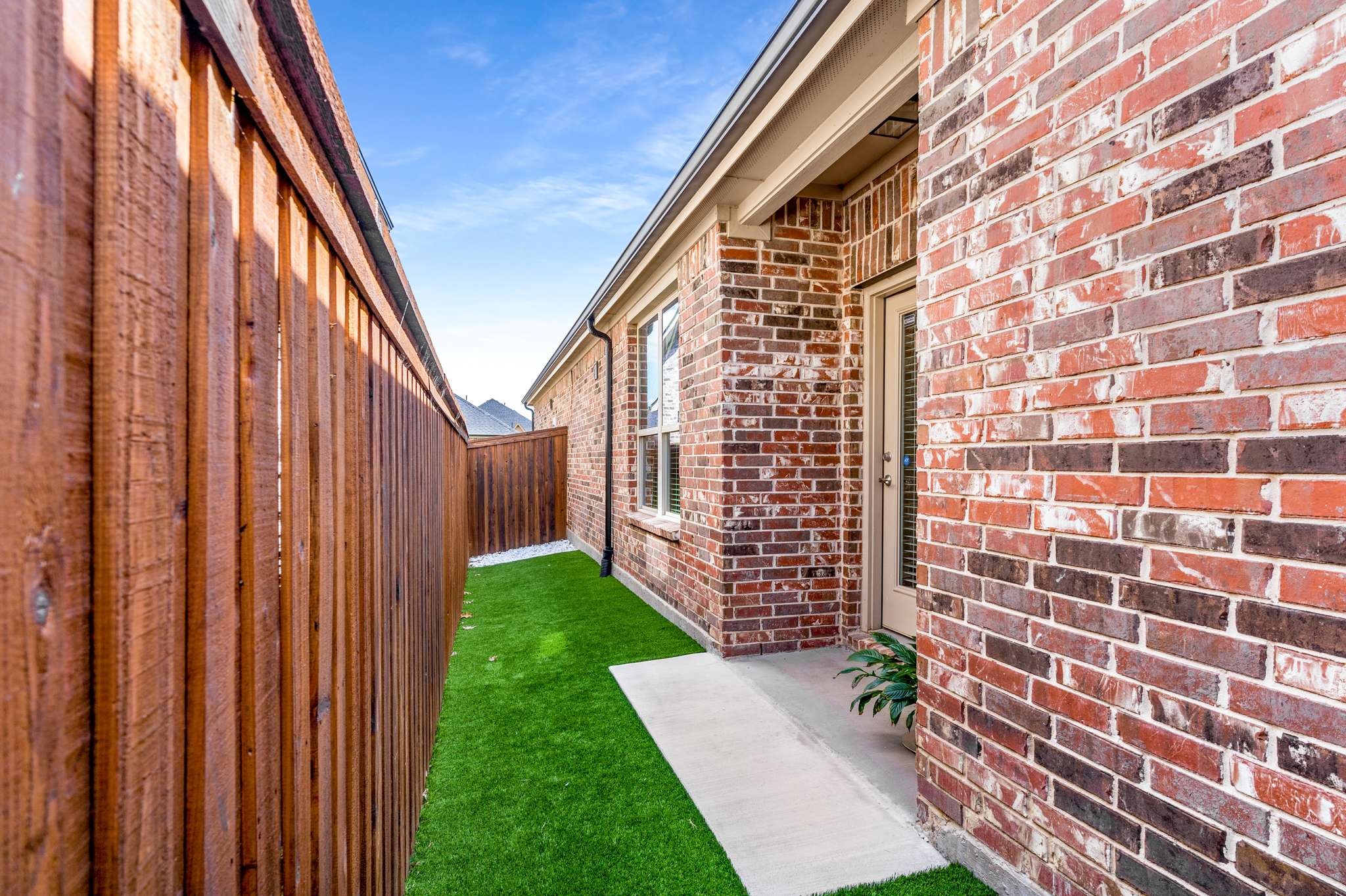 2037 Barx Drive