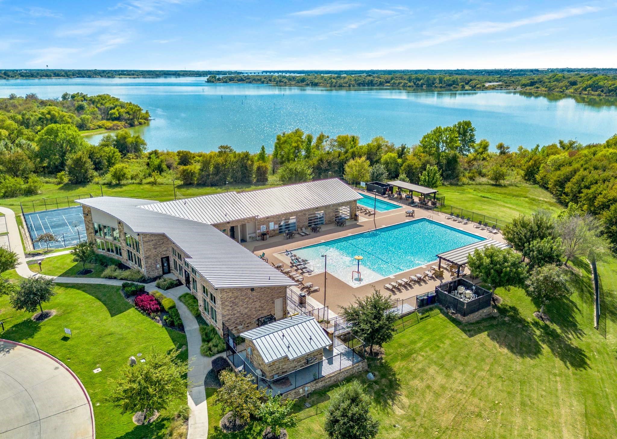 2037 Barx Drive