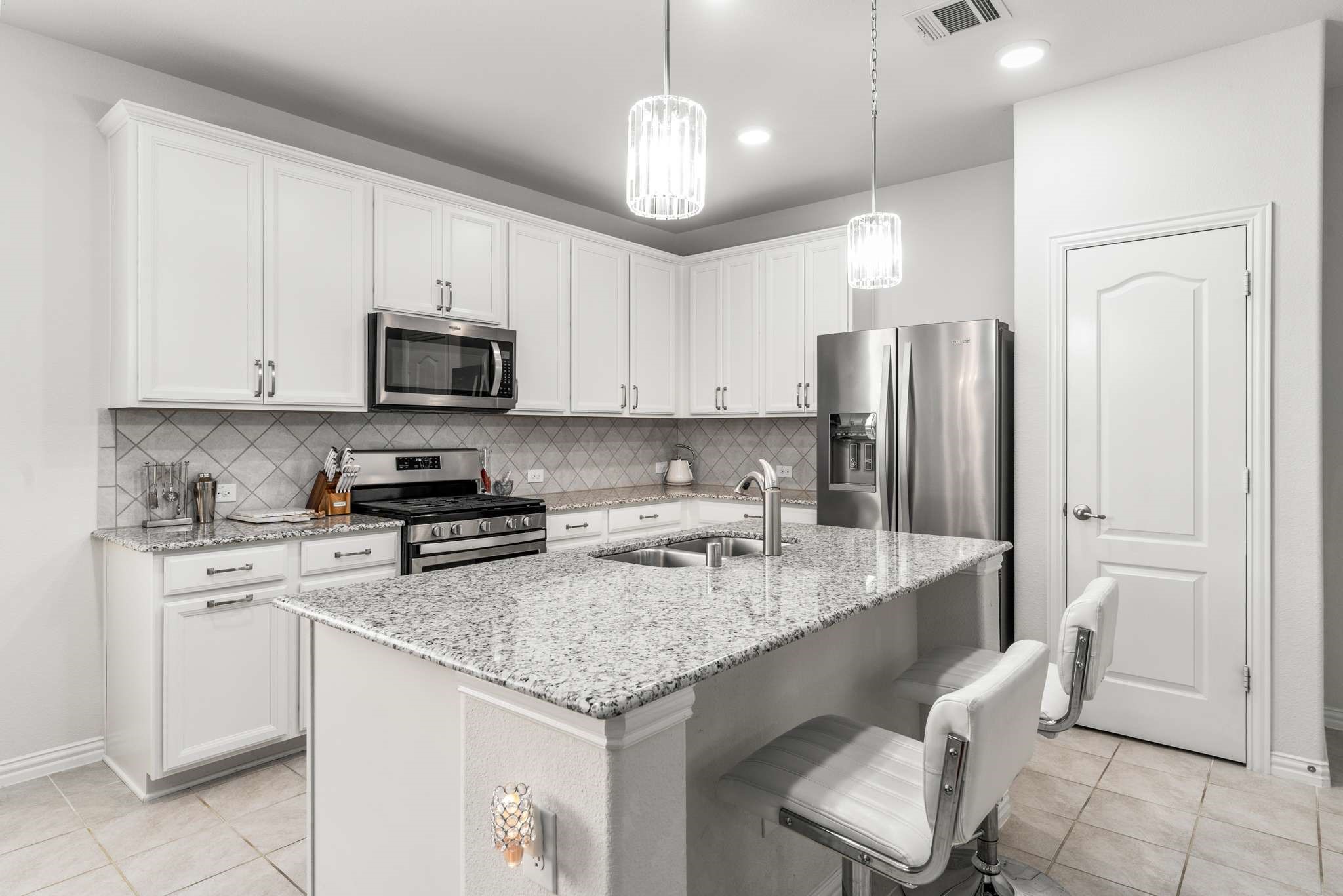 2037 Barx Drive