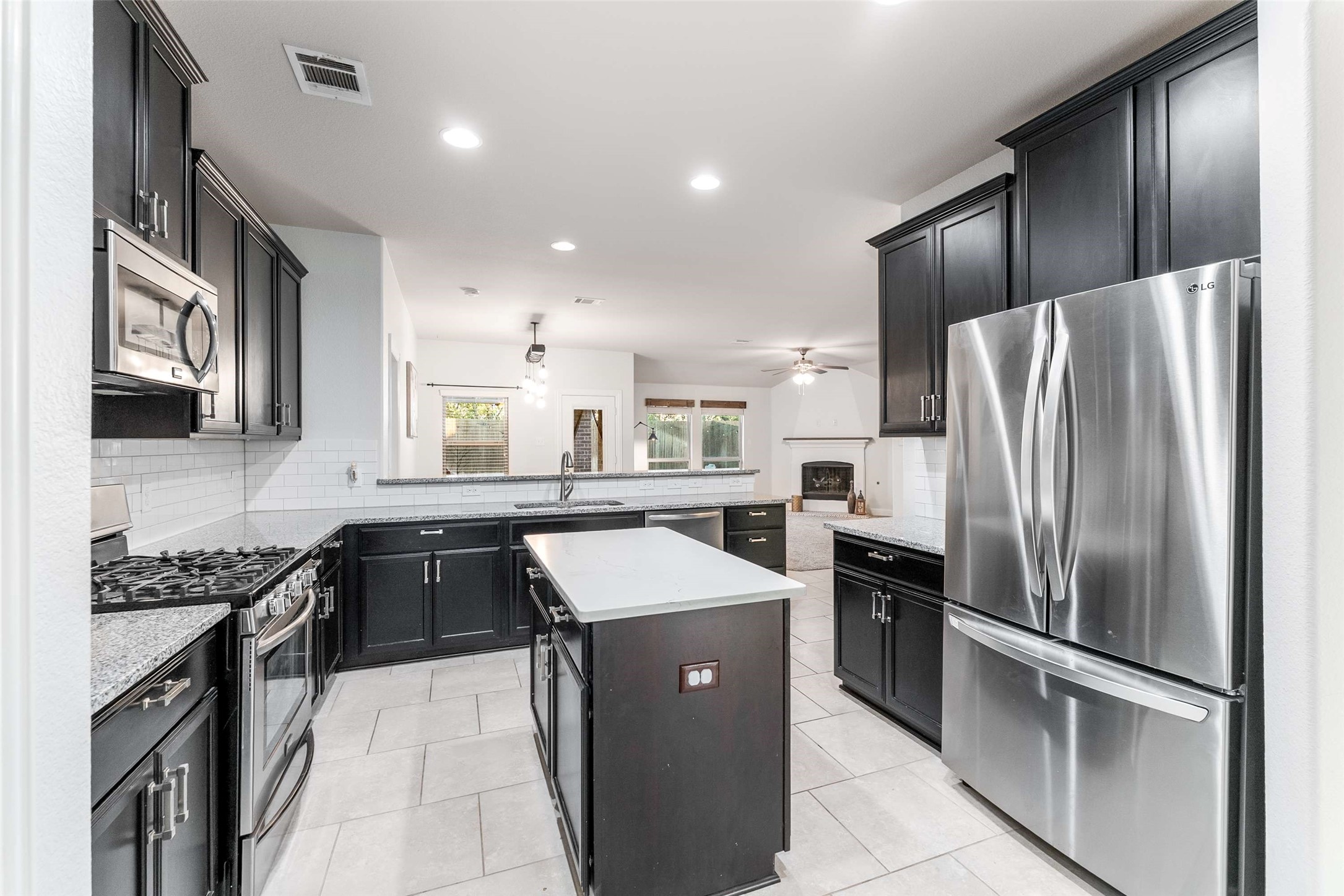 3905 Shadewell Street