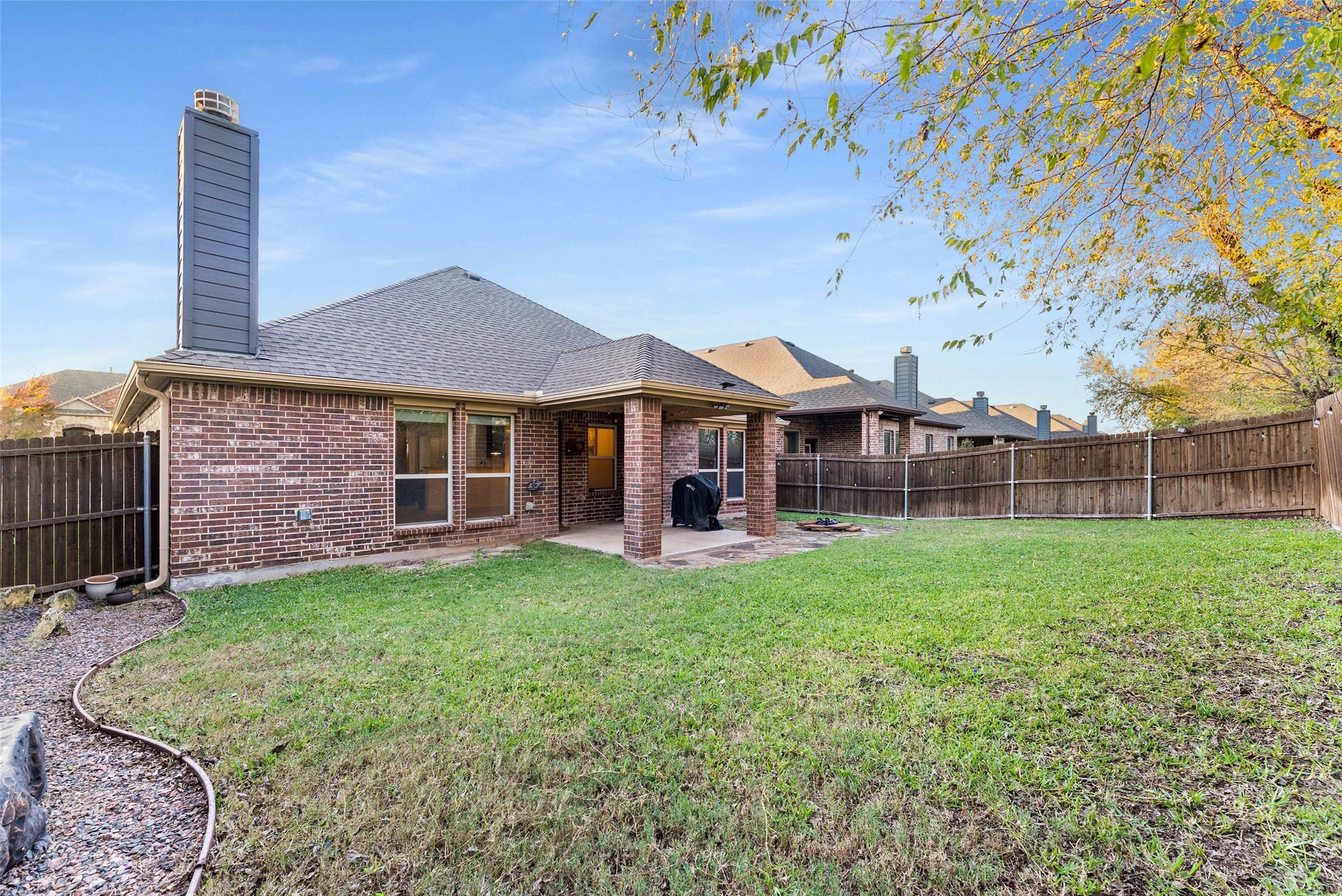 3905 Shadewell Street