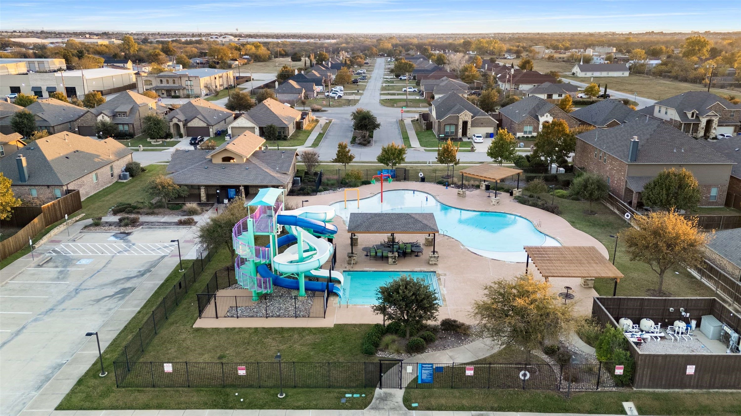 3905 Shadewell Street