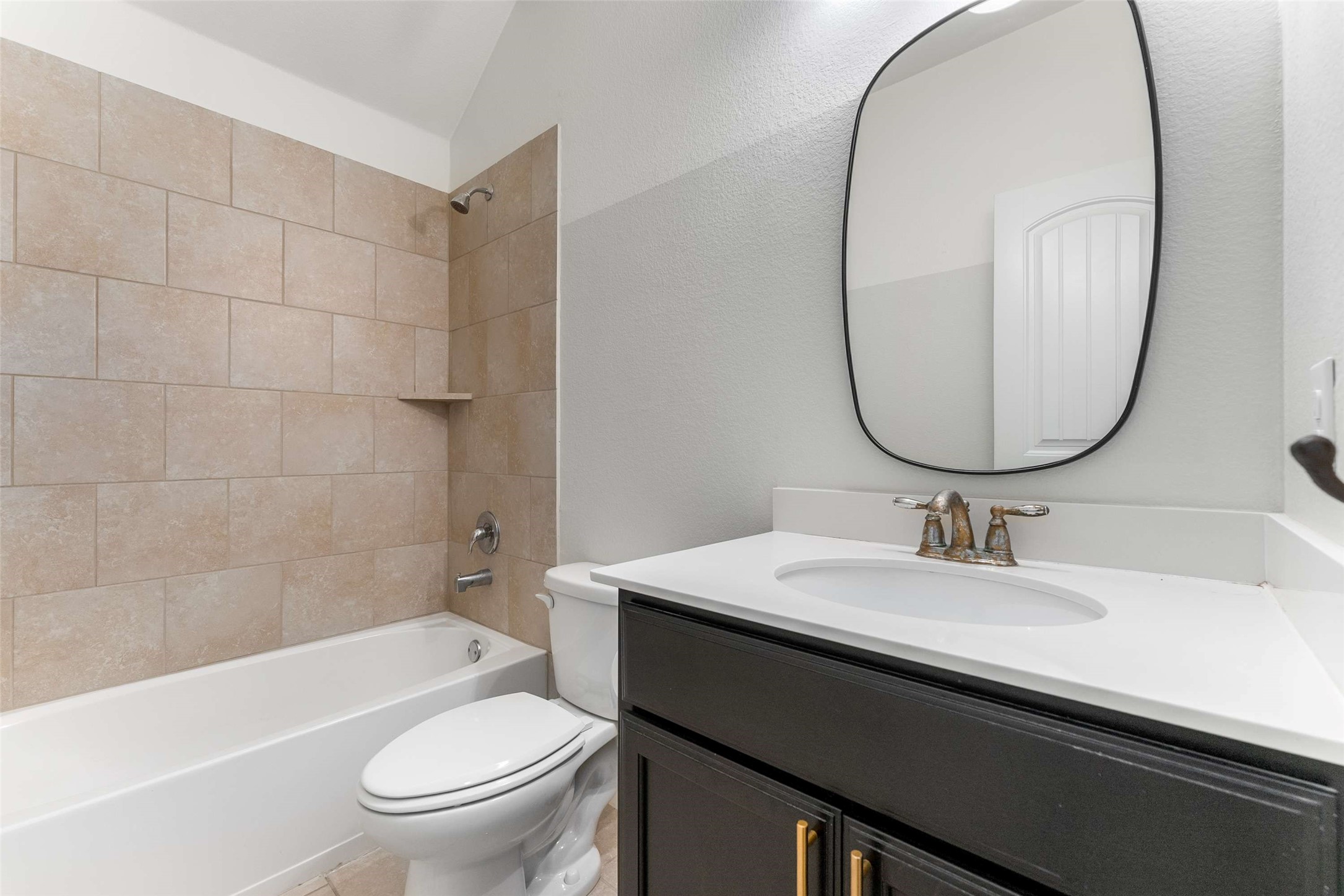 3905 Shadewell Street