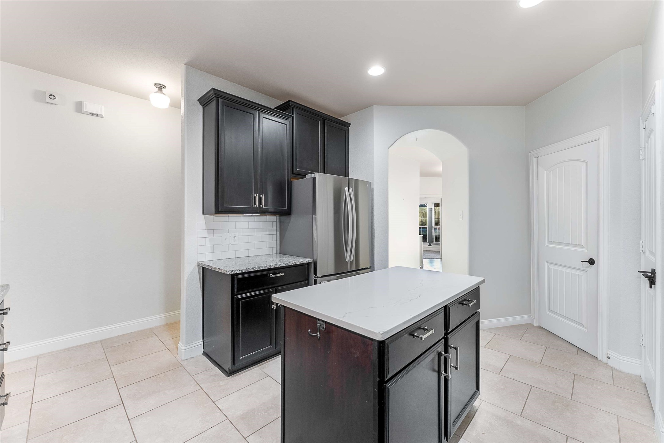 3905 Shadewell Street