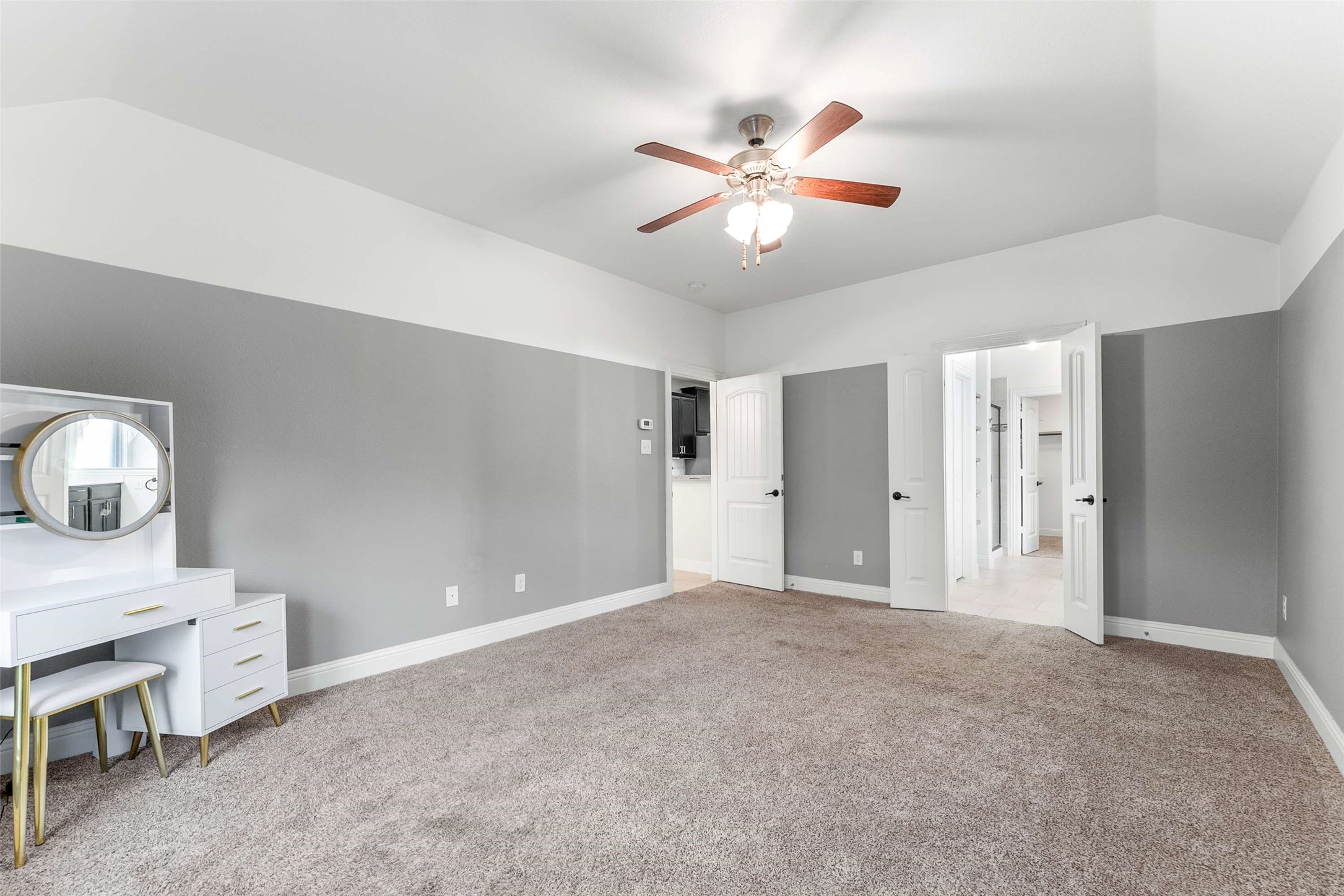 3905 Shadewell Street