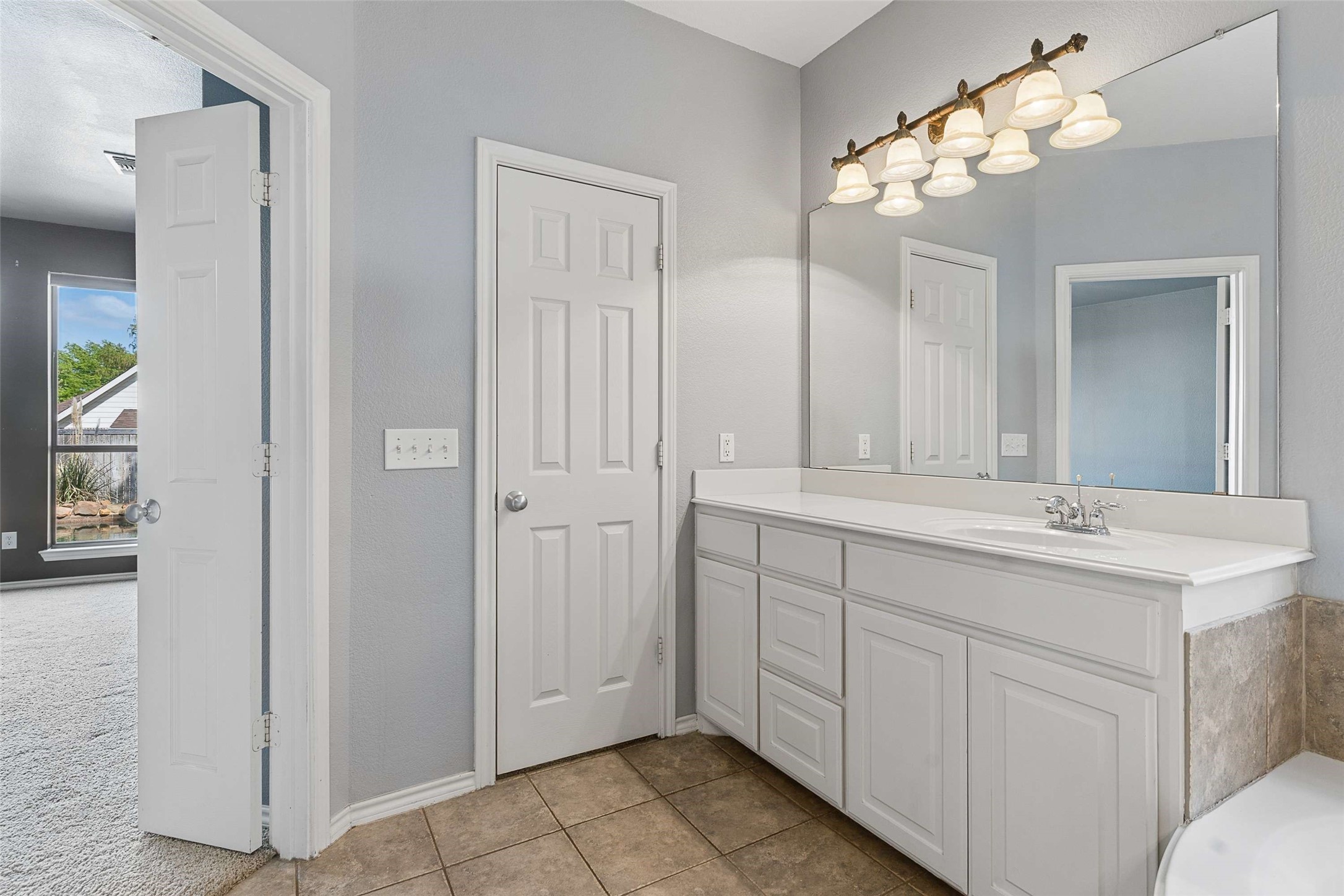 1908 Canyon Wren Drive