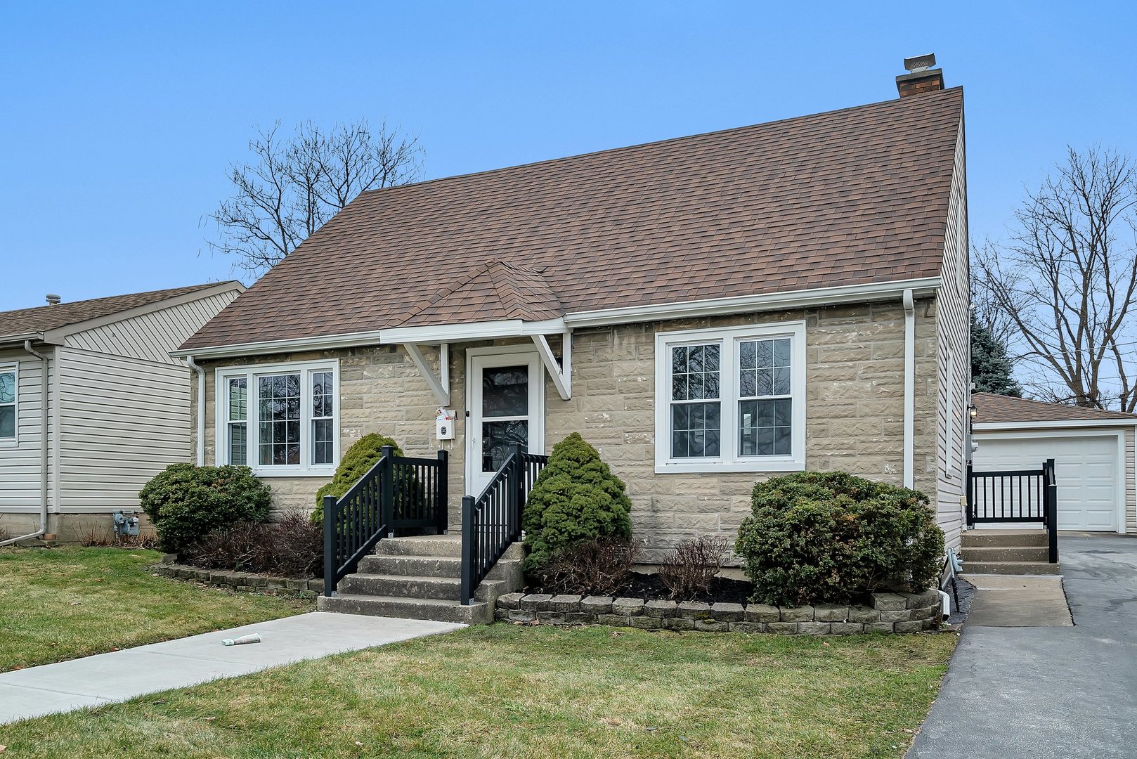 6025 Washington Street