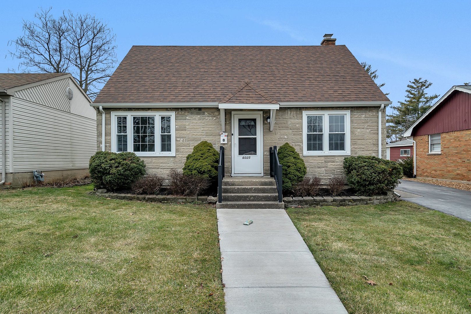 6025 Washington Street