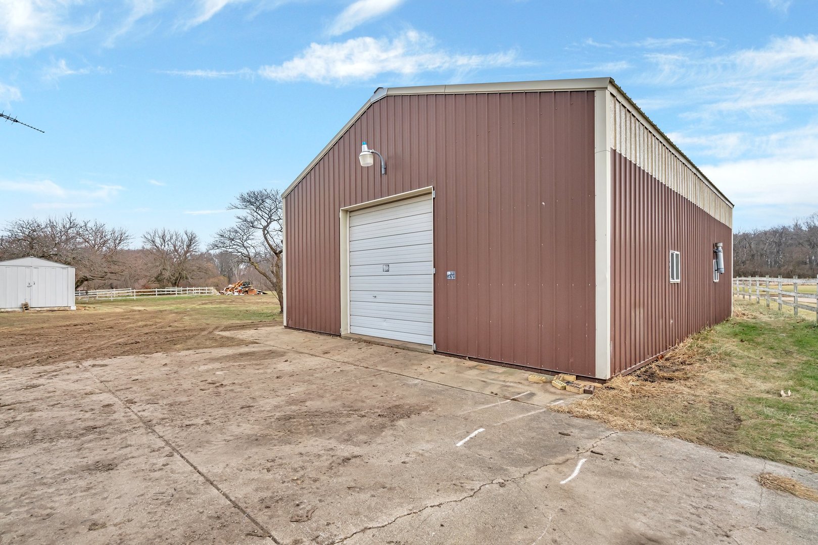 4036 E 2351 Road
