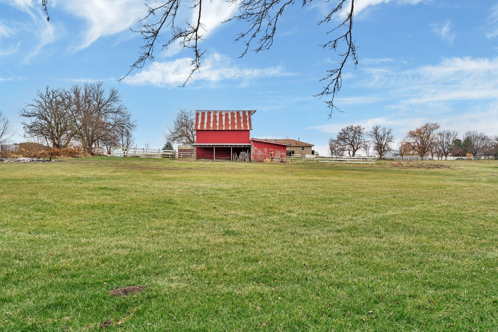 4036 E 2351 Road