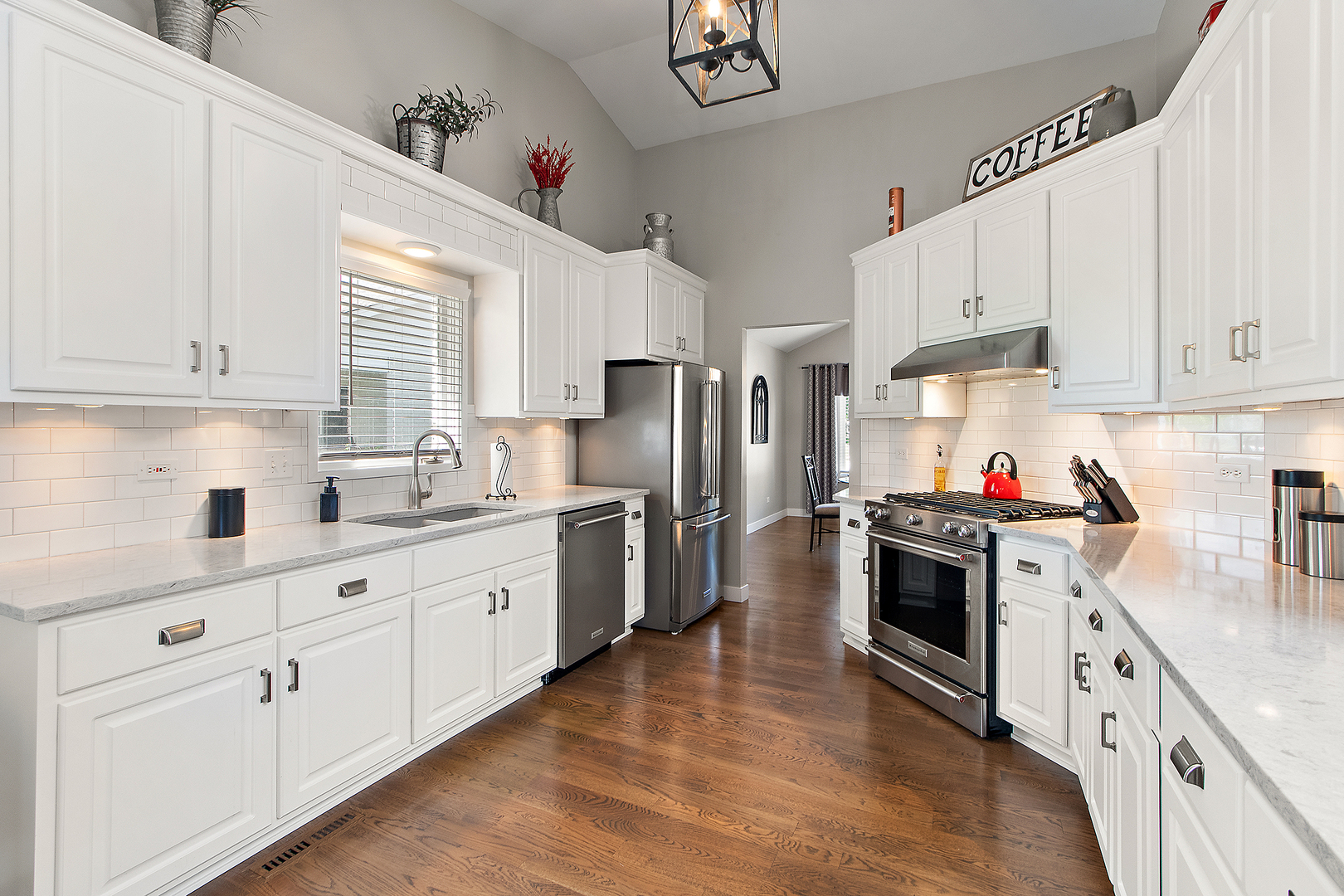 16243 Hummingbird Hill Drive