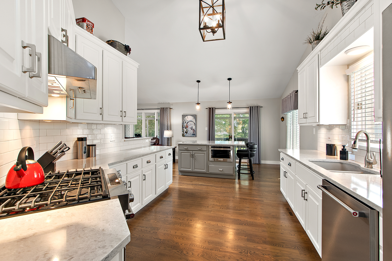 16243 Hummingbird Hill Drive