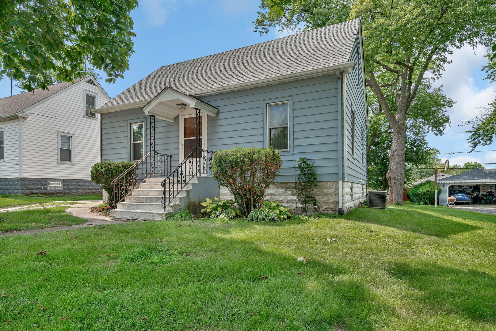 1811 Highland Avenue