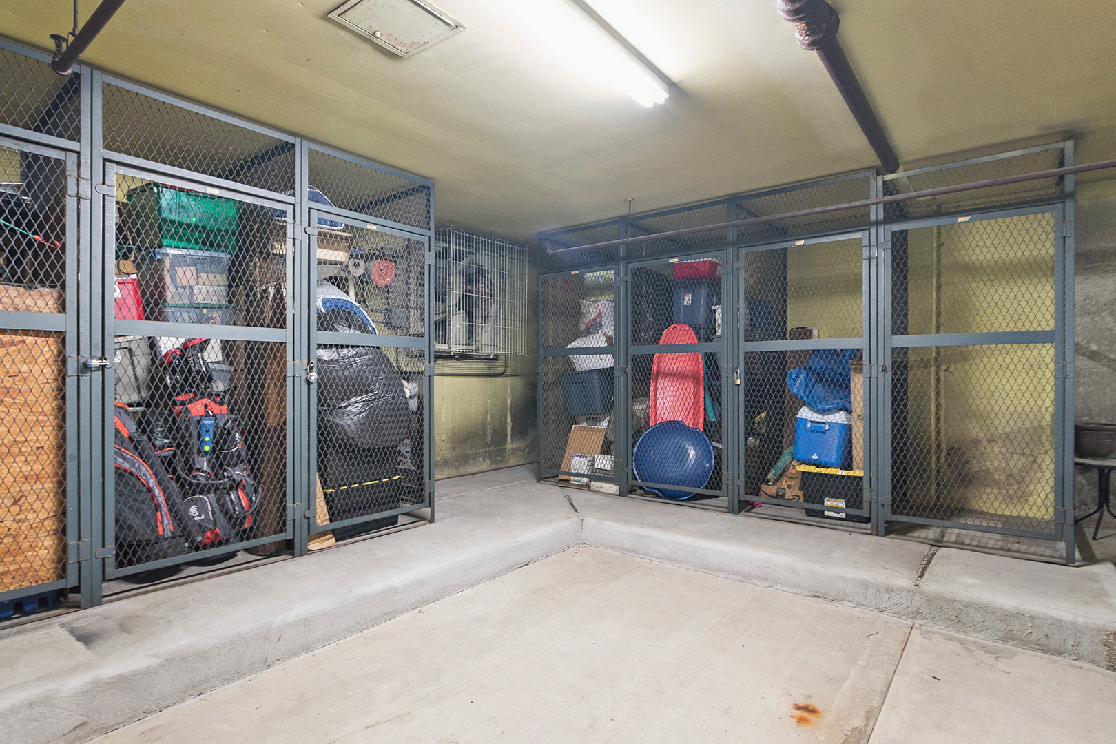 7737 W Golf Drive Unit: 201