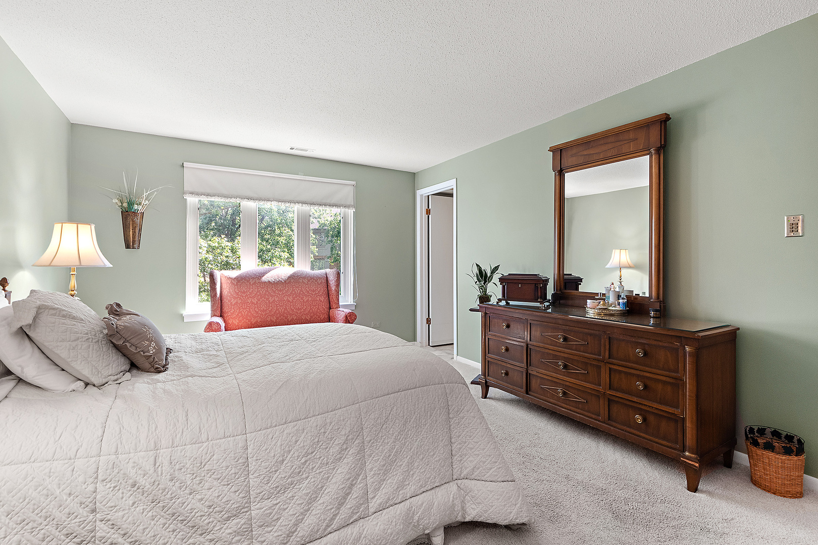 7737 W Golf Drive Unit: 201