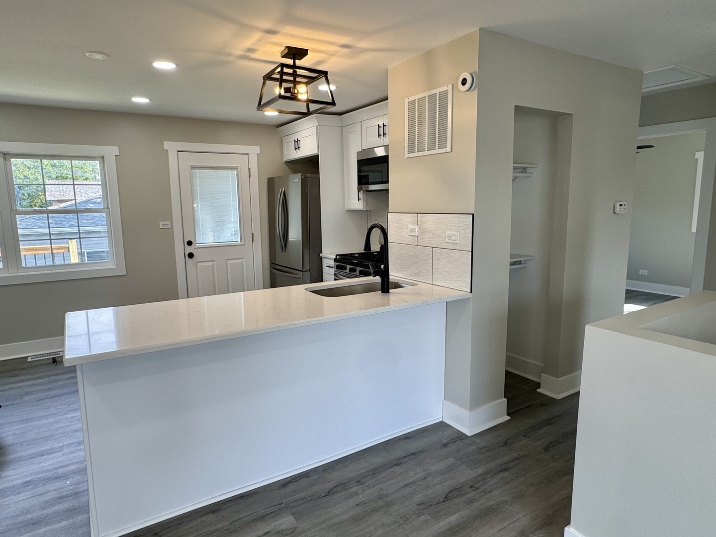 16701 Highview Avenue