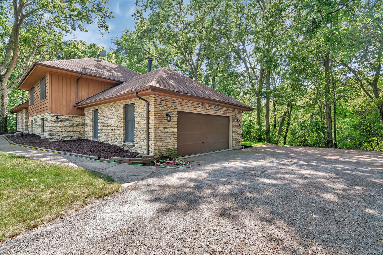 22416 S Kings Court