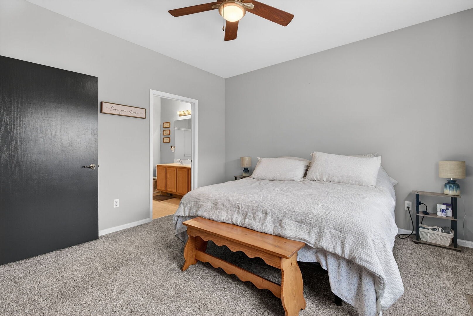 1596 W Ludington Circle