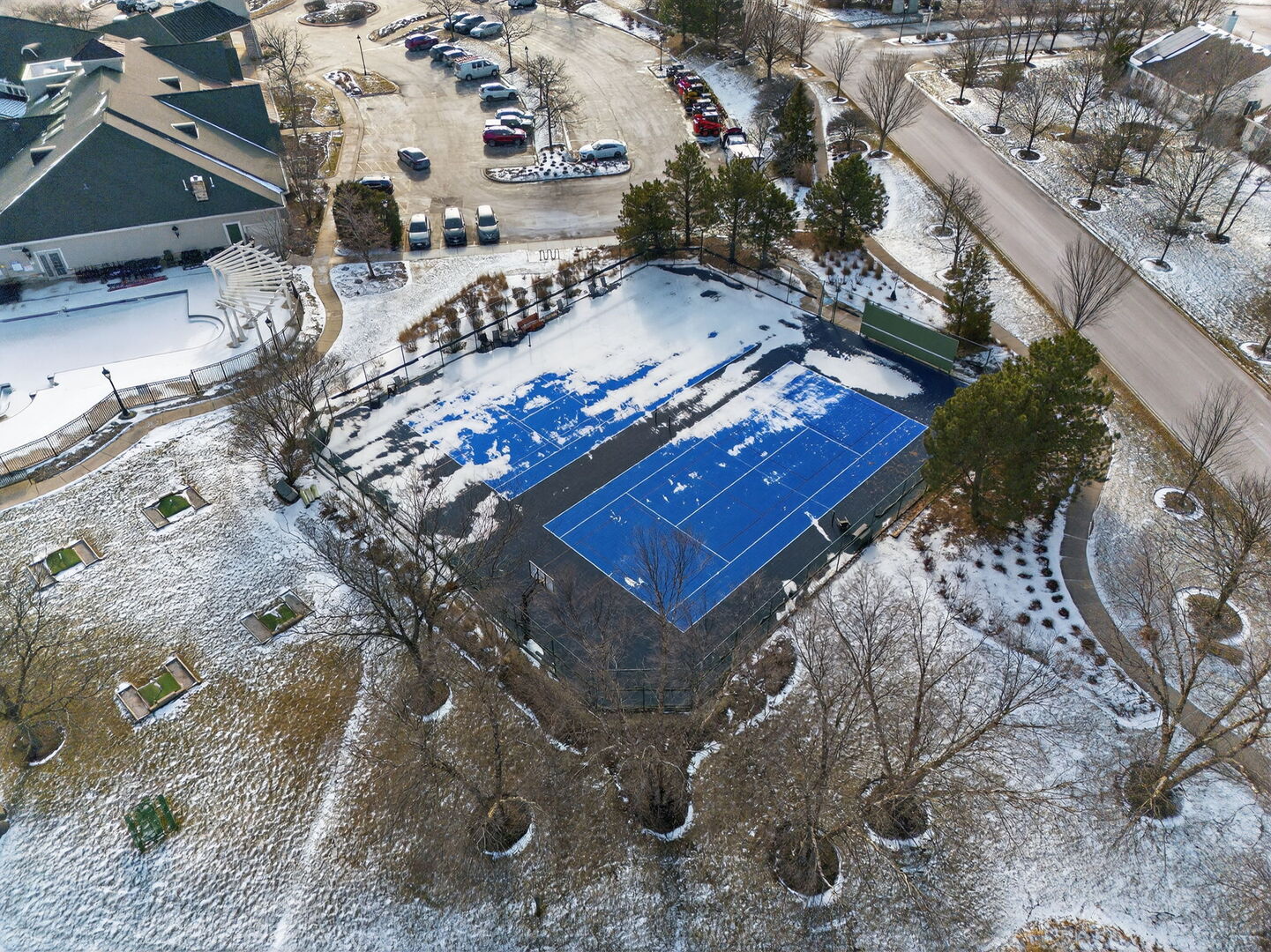 1596 W Ludington Circle