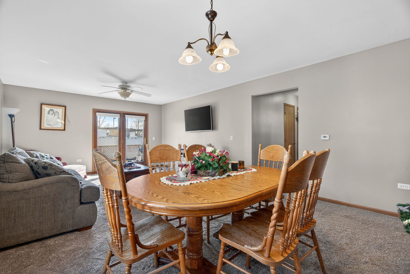 2700 Eagle Drive Unit: 2700