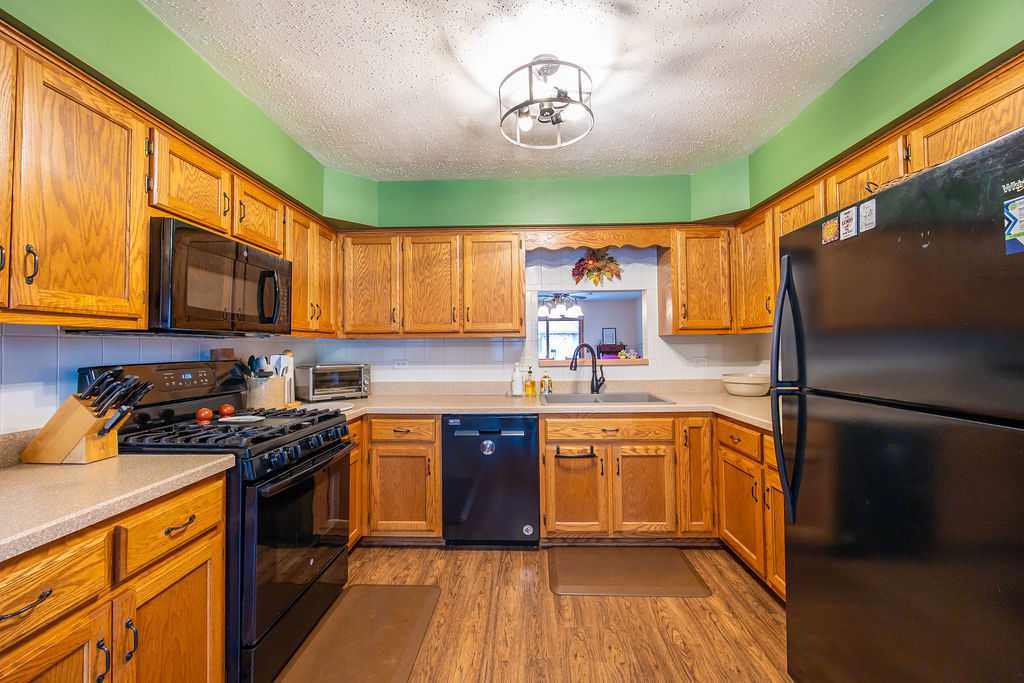 802 Eagle Creek Road