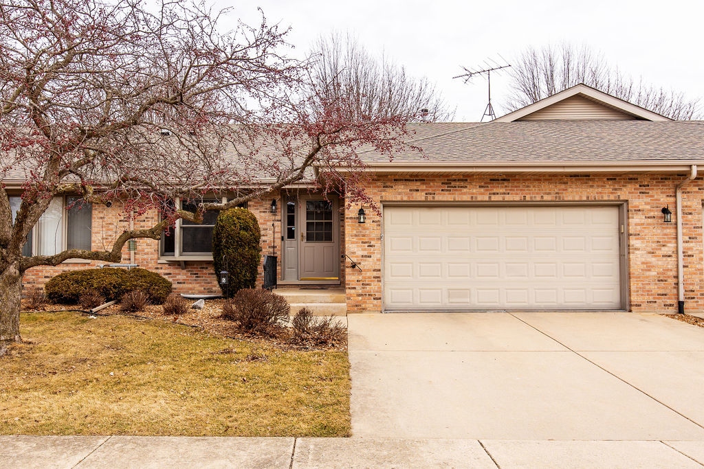 802 Eagle Creek Road